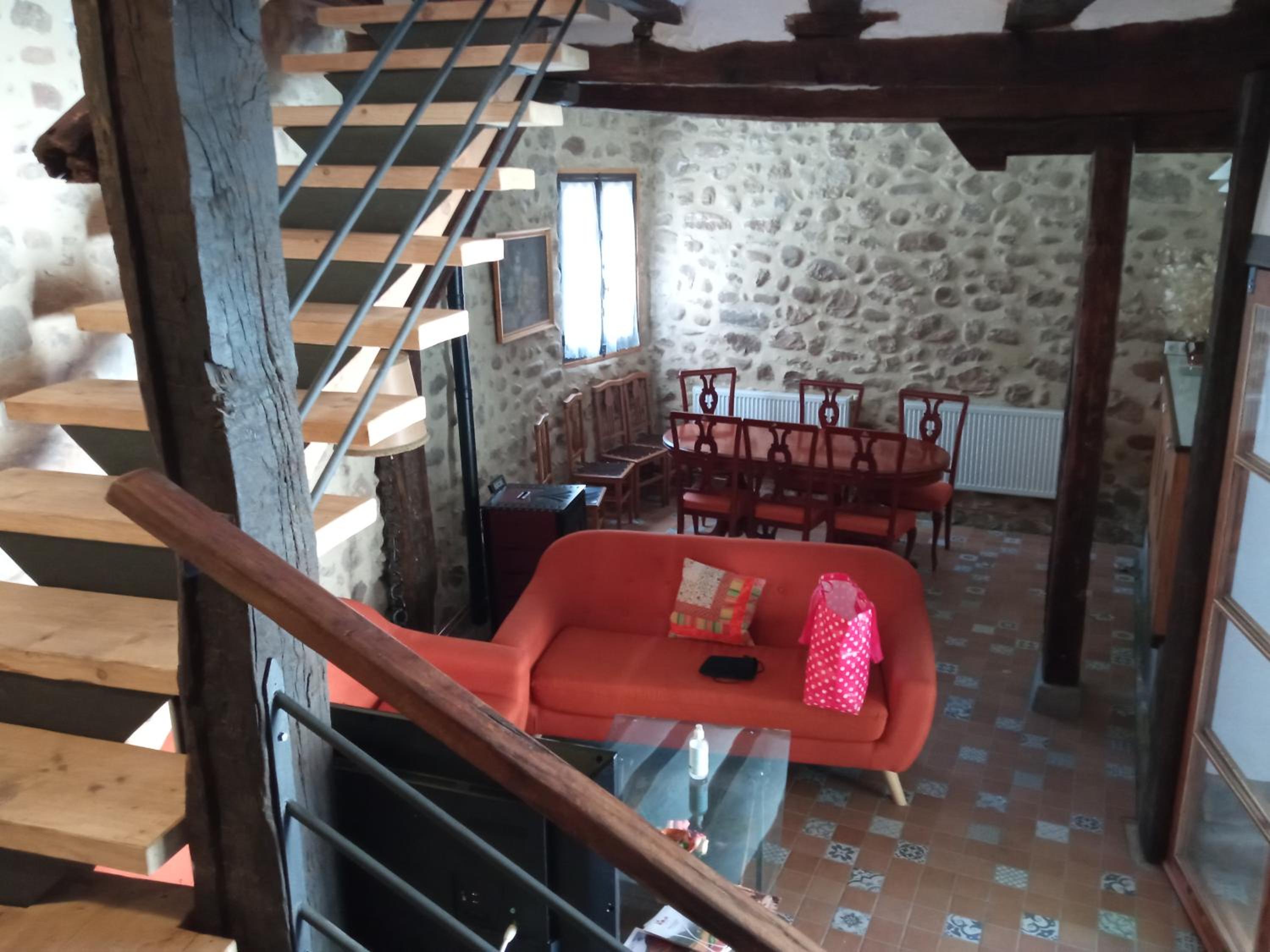 Casa de cuatro habitaciones