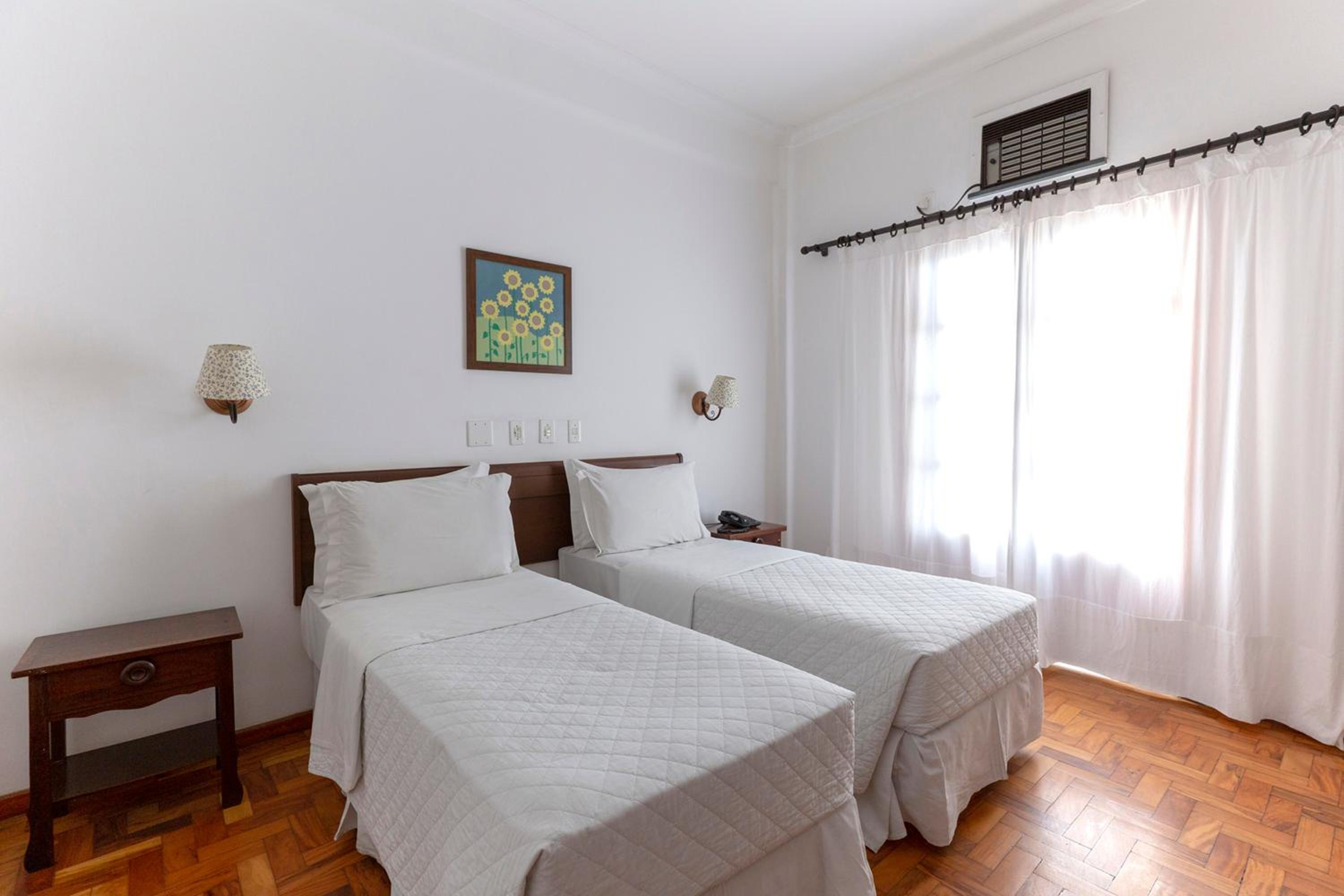 Quadruple Room - Photo 1