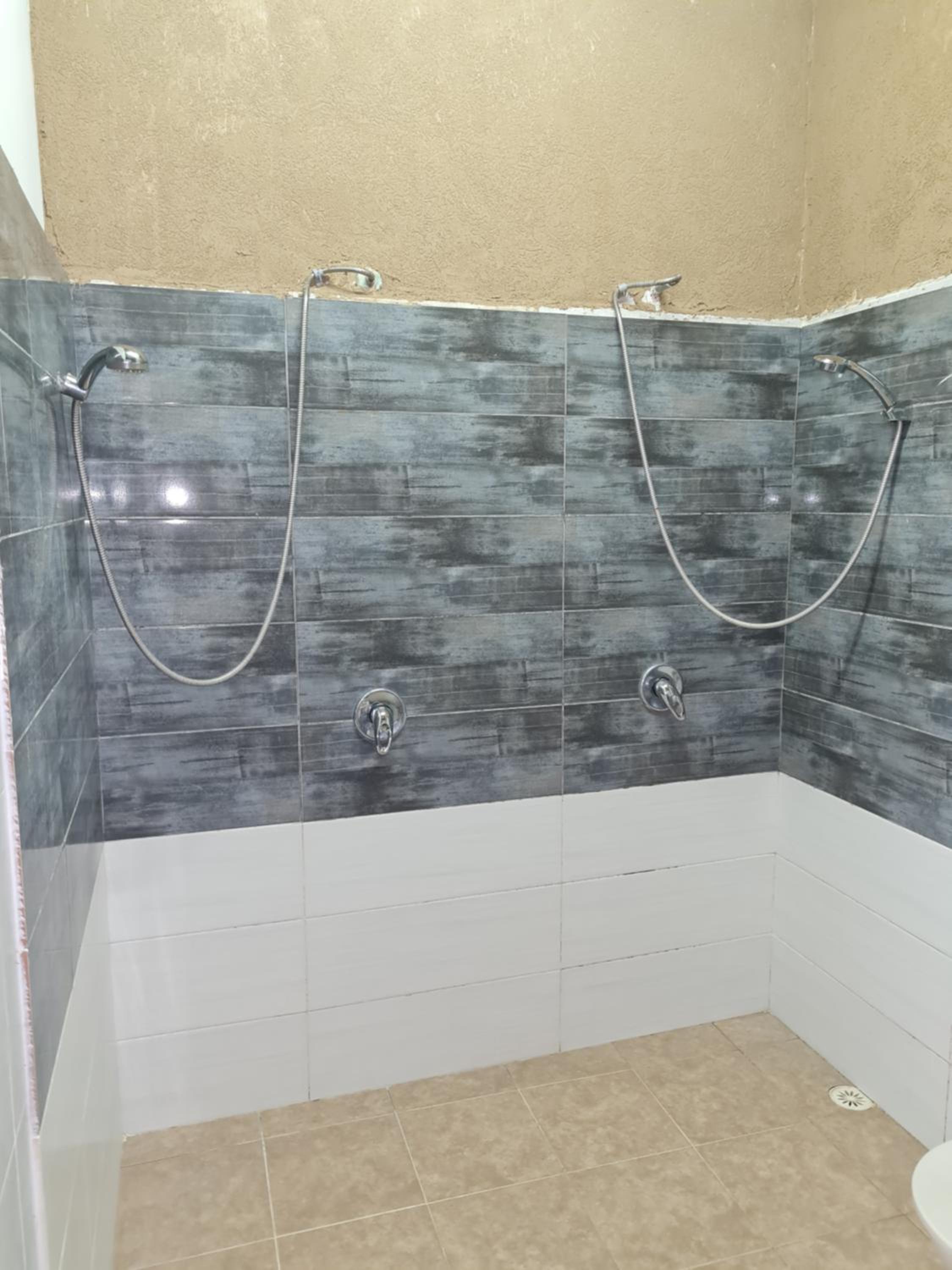 King Suite with Spa Bath - Photo 6