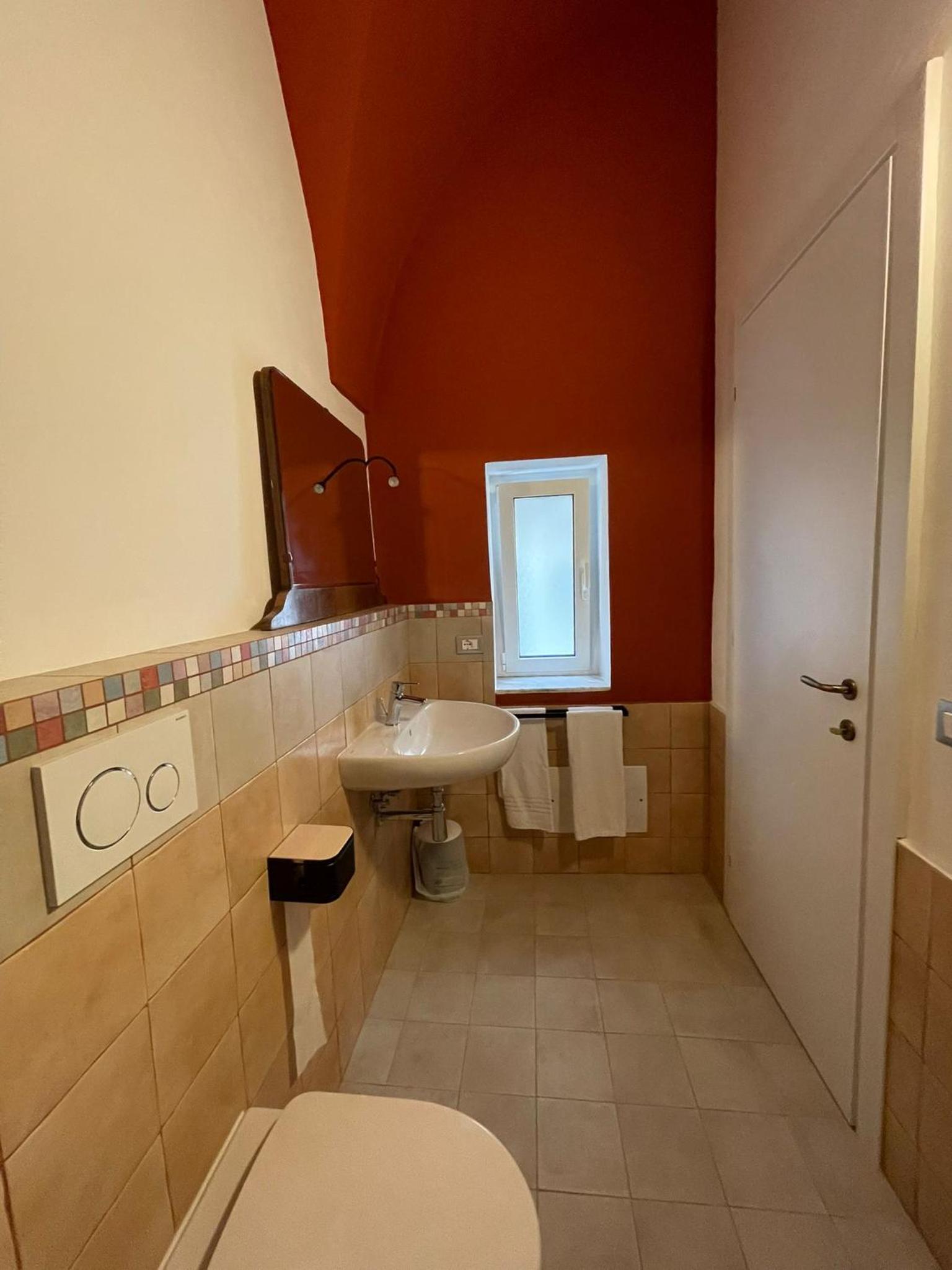 Double Room with Private Bathroom photo 3