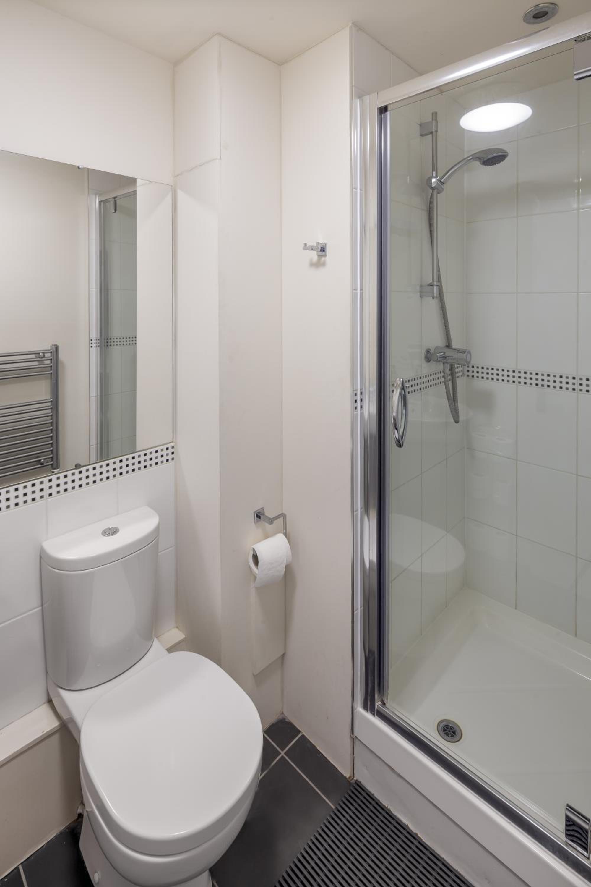 Double Room - Photo 3