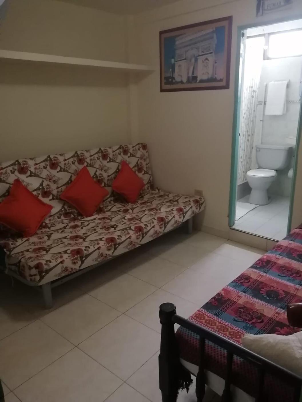 Triple Room with Private Bathroom photo 2