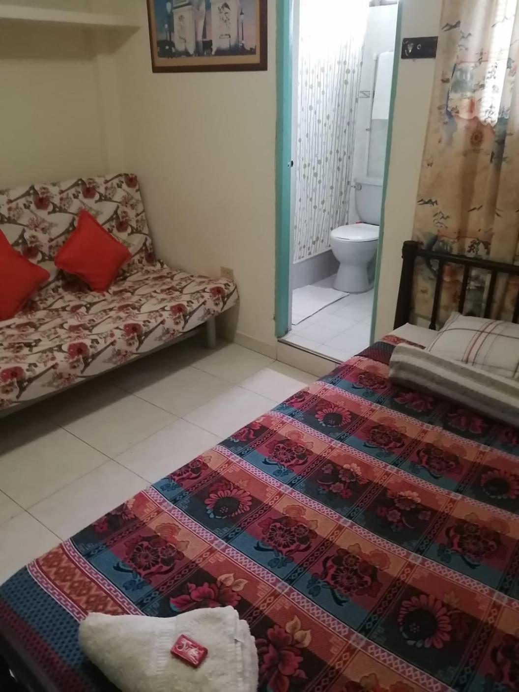 Triple Room with Private Bathroom photo 1