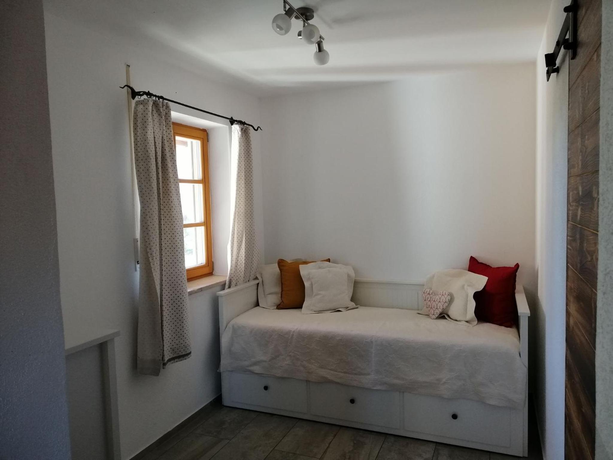 Apartment - Ground Floor photo 2