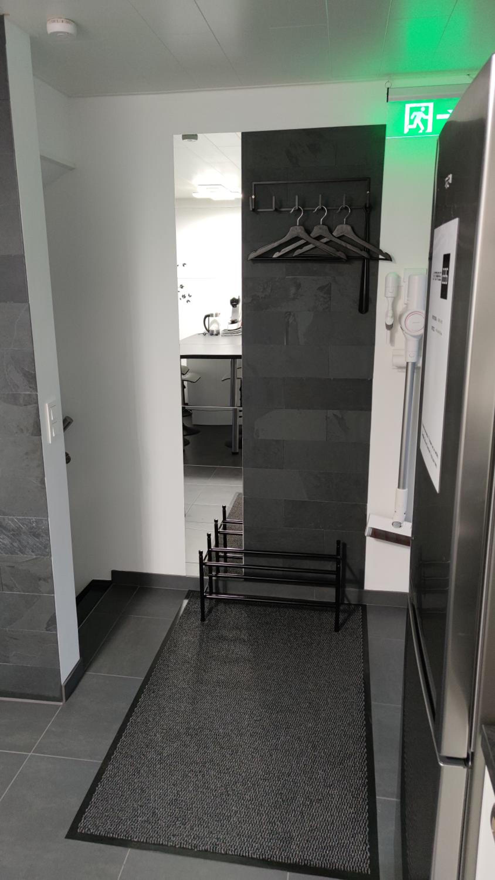 Two-Bedroom Apartment - Photo 36