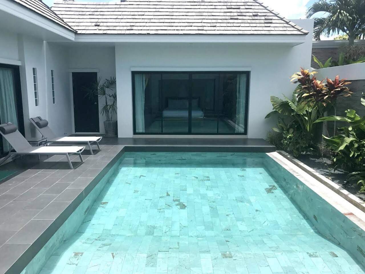 Three-Bedroom Villa - Photo 25