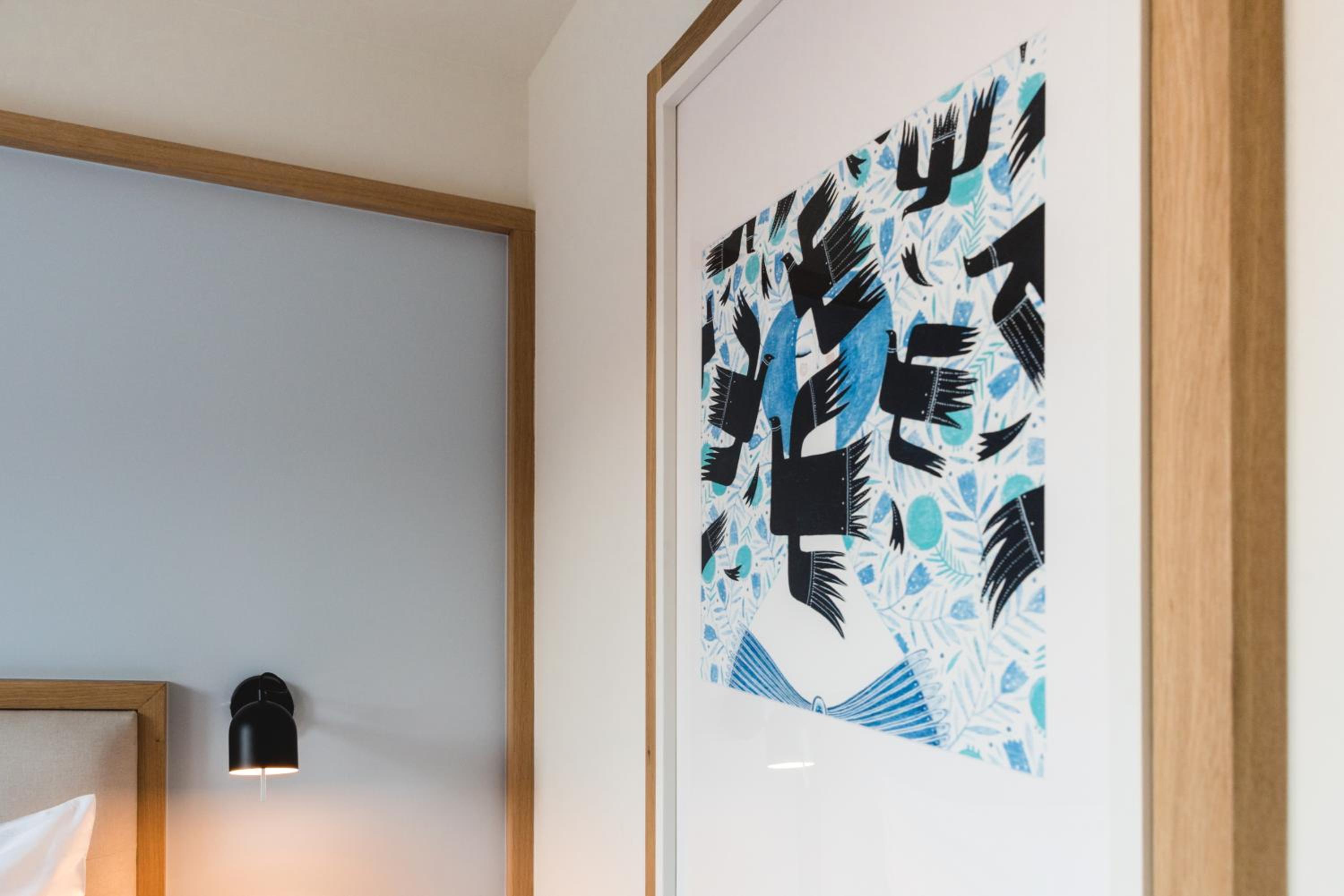 Cozy Standard King Room - Photo 5