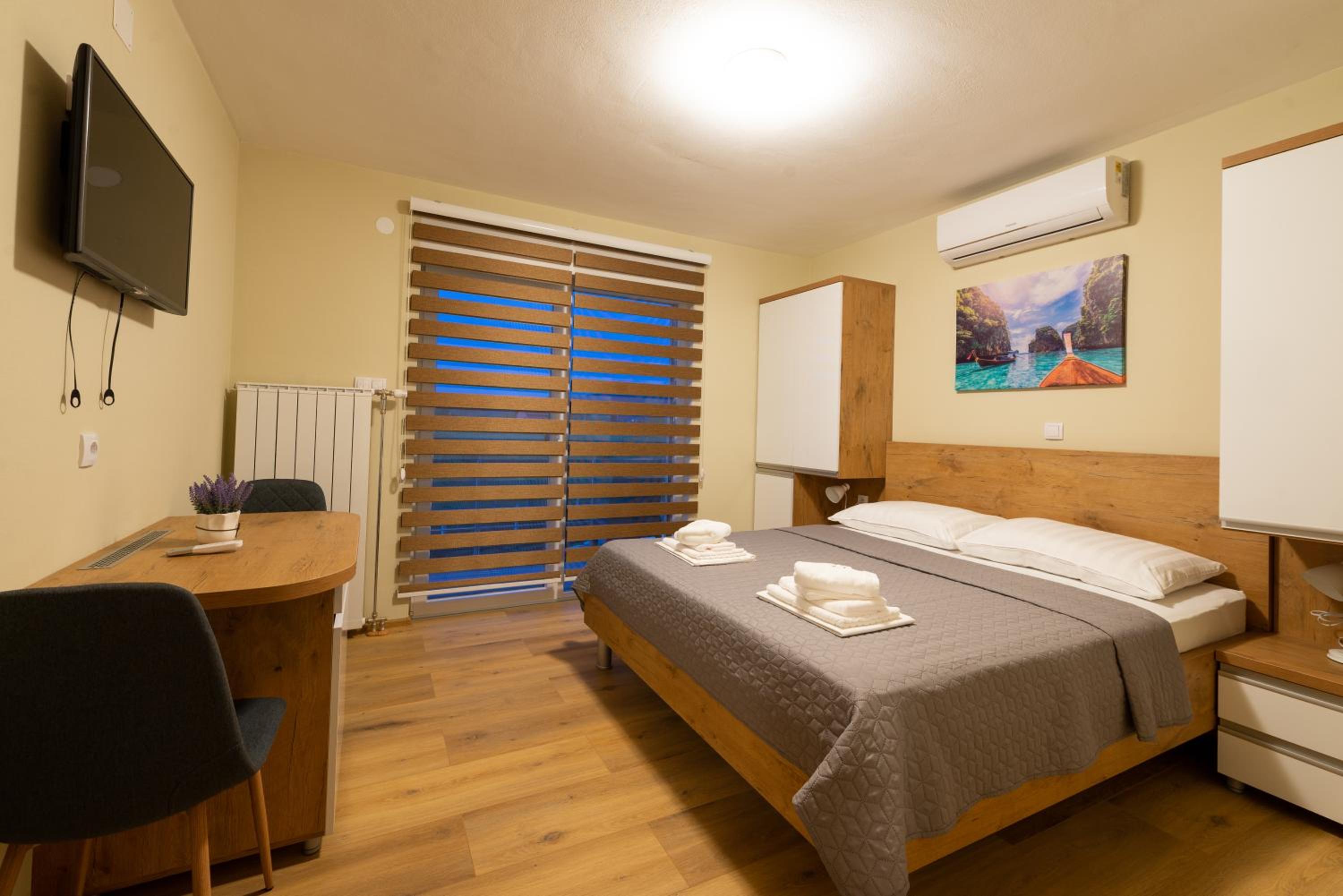 Double Room with Balcony photo 1