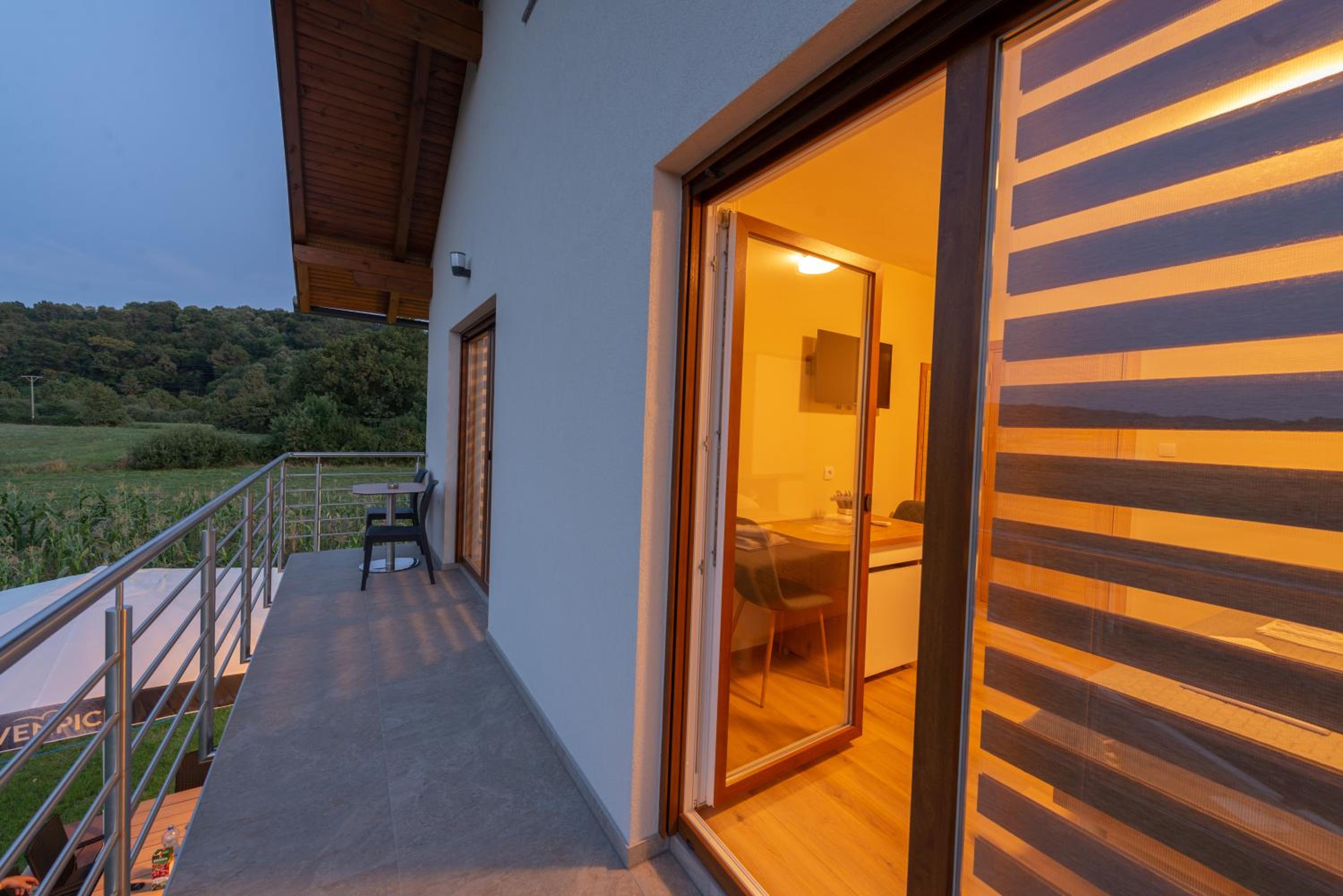 Double Room with Balcony photo 2