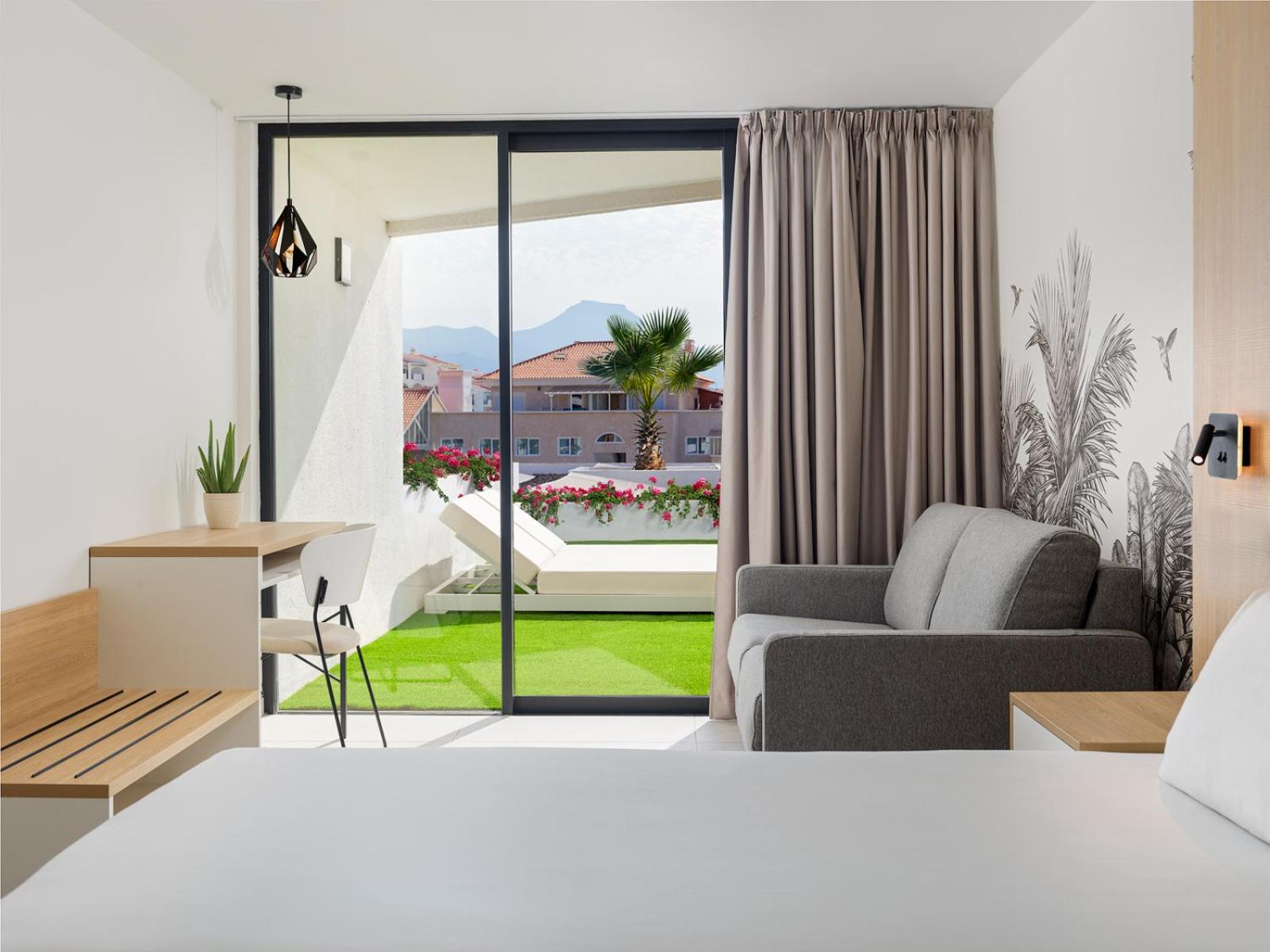 Double Room with Balibed
