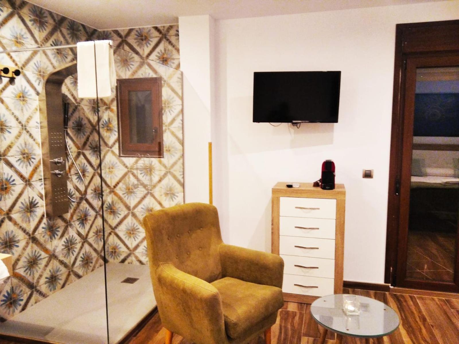 Habitación Doble Deluxe con Vista al Castillo
