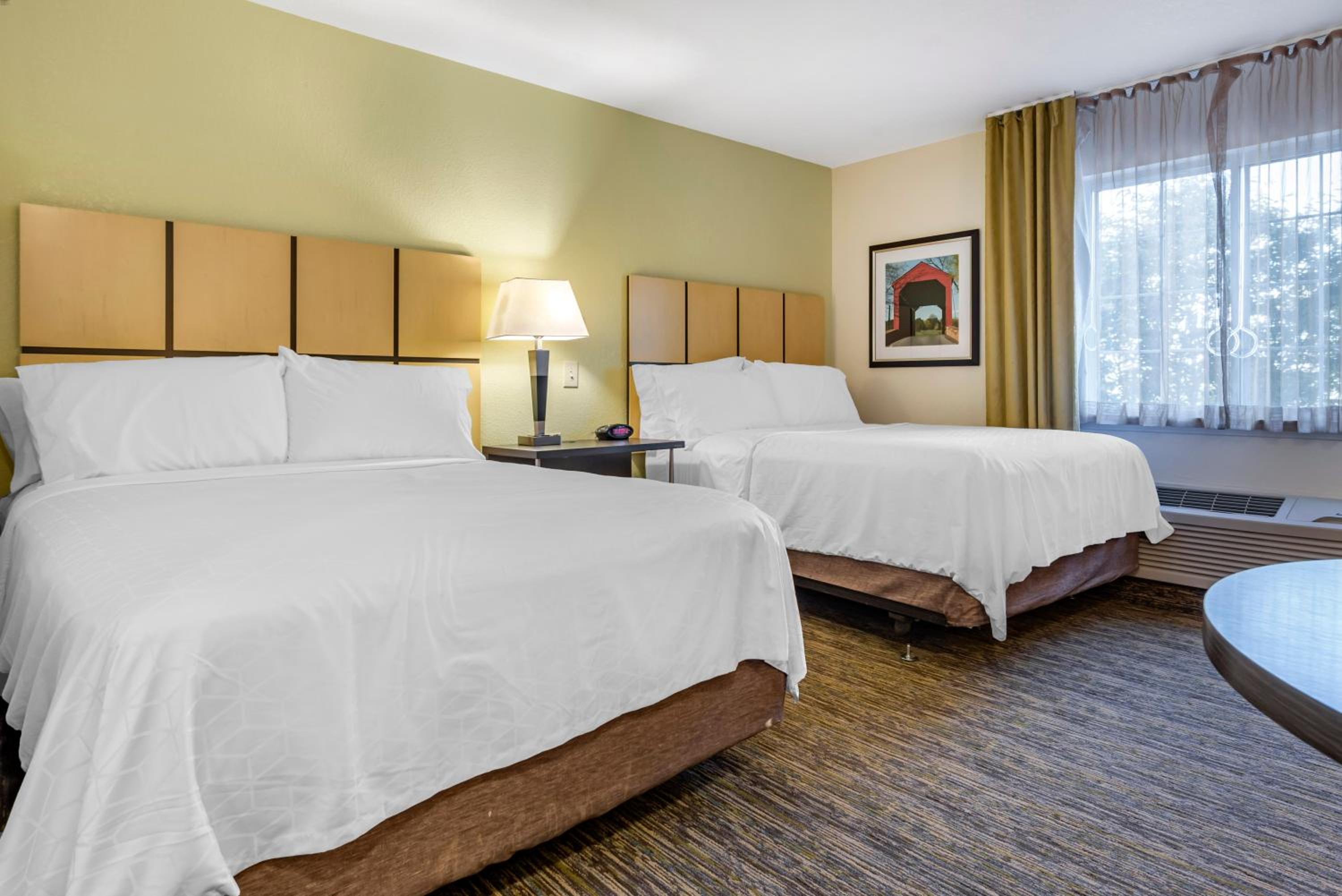Studio Suite with Two Double Beds - Photo 1