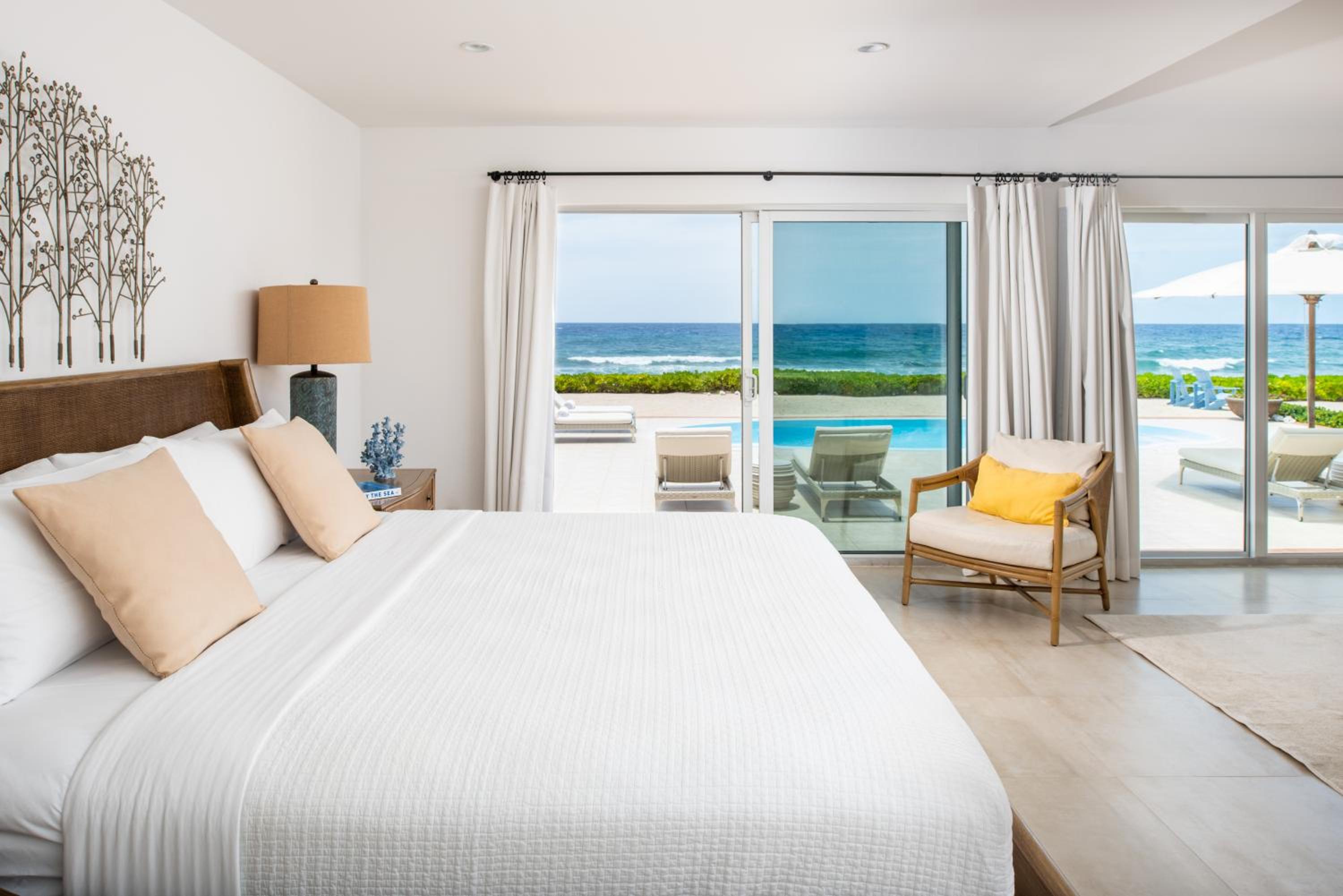 Villa - Beach Front photo 1