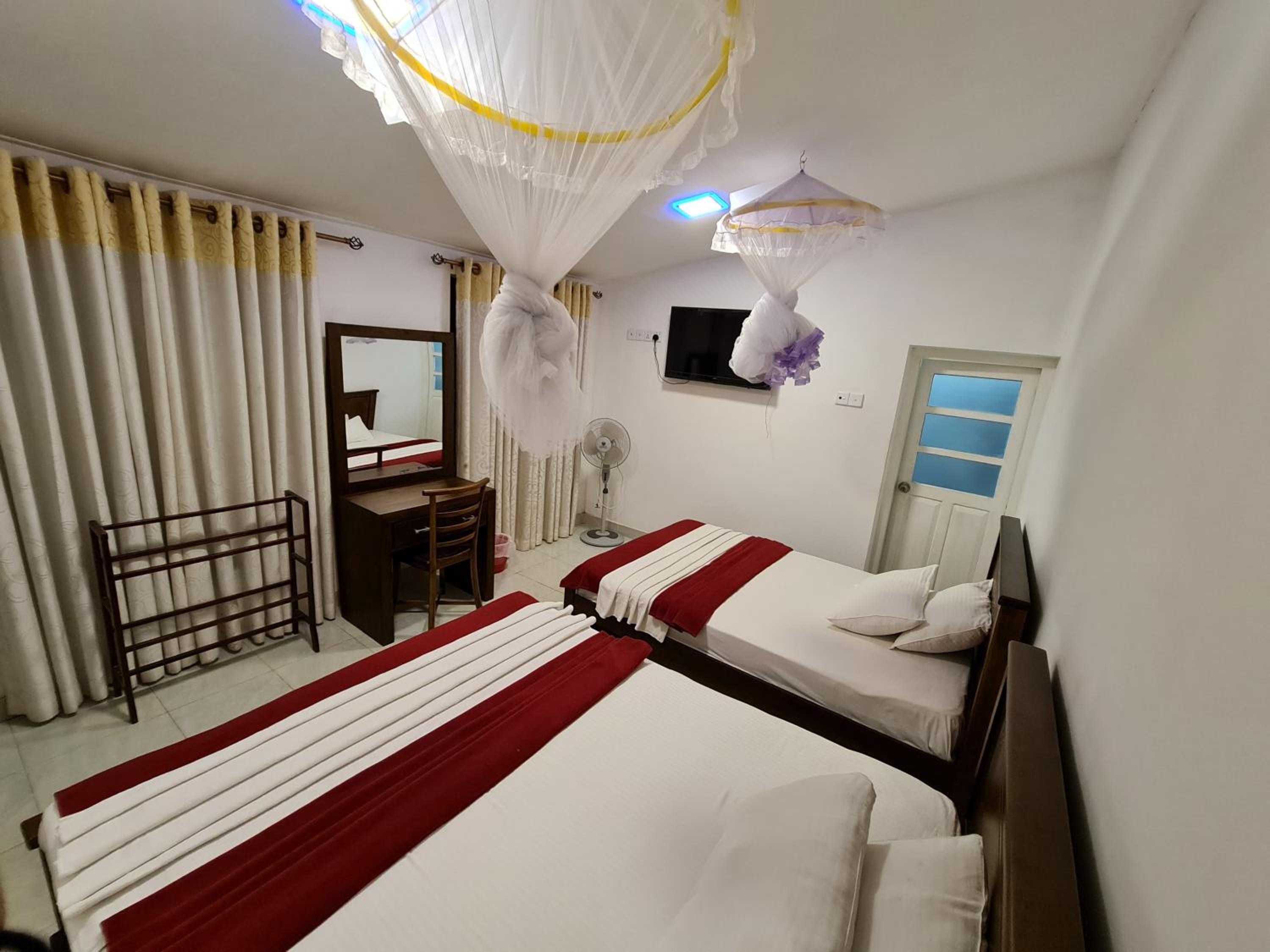 Twin Room photo 1