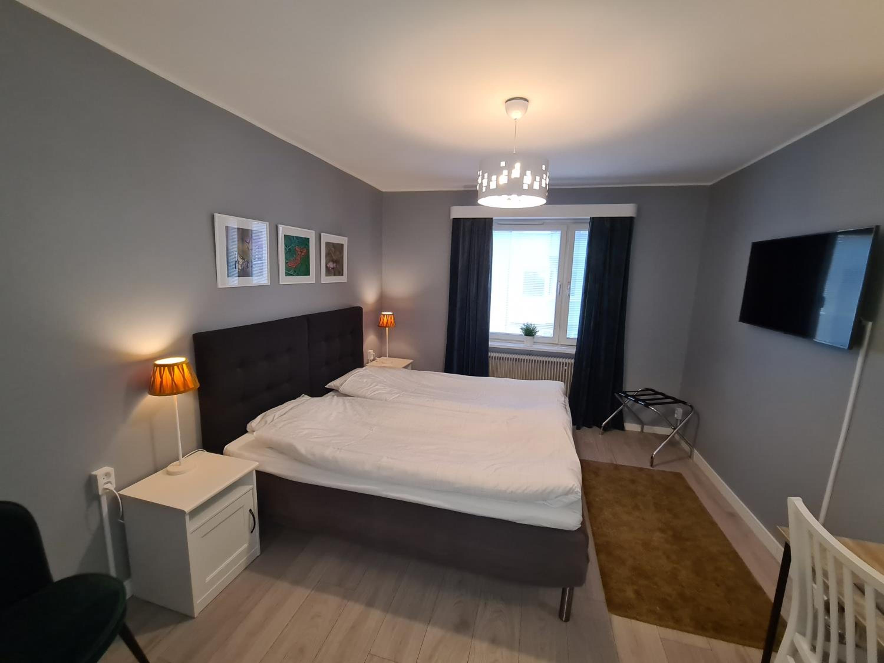 Budget Twin Room photo 3