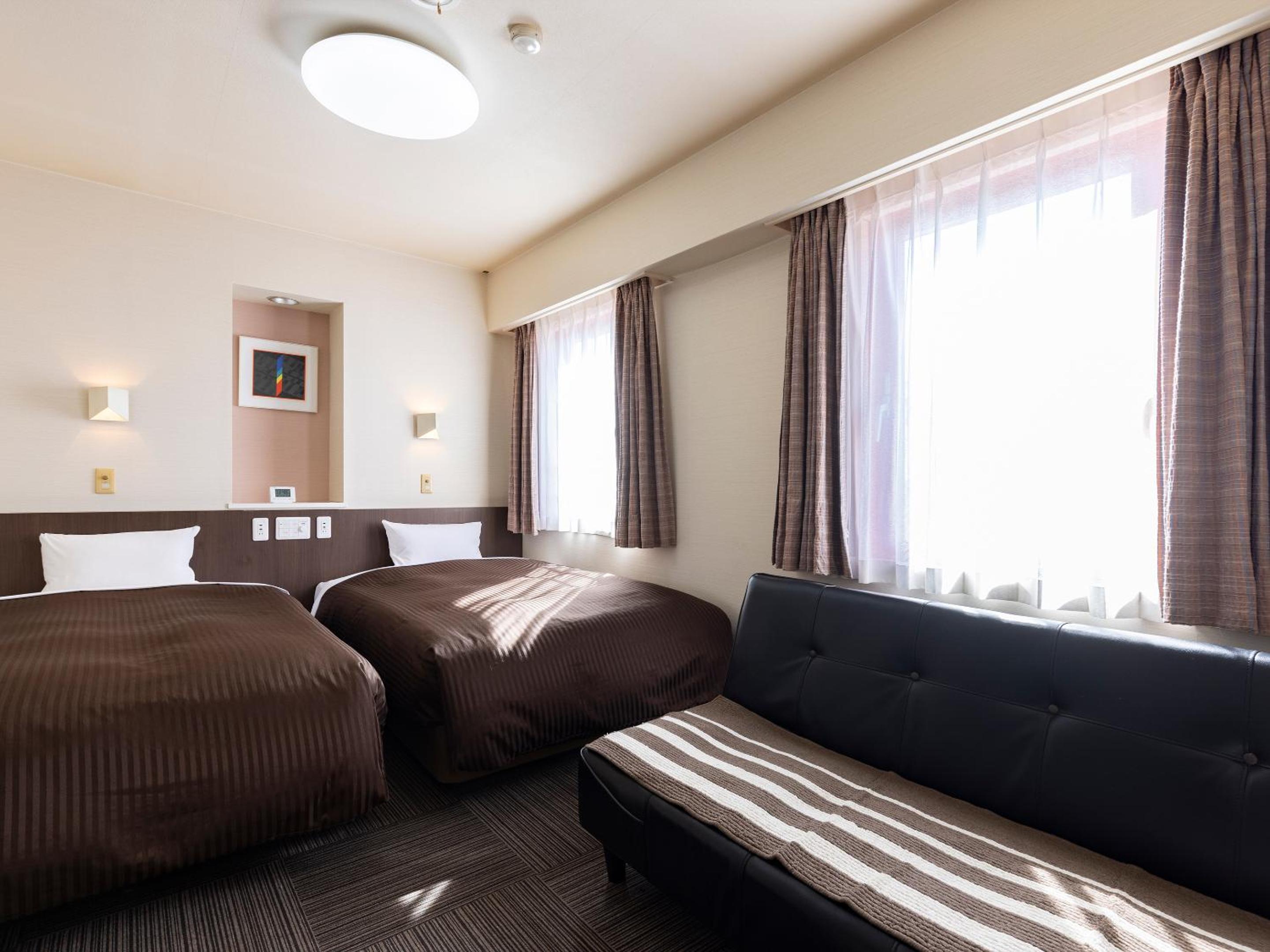 Standard Twin Room - Non-Smoking - Photo 1