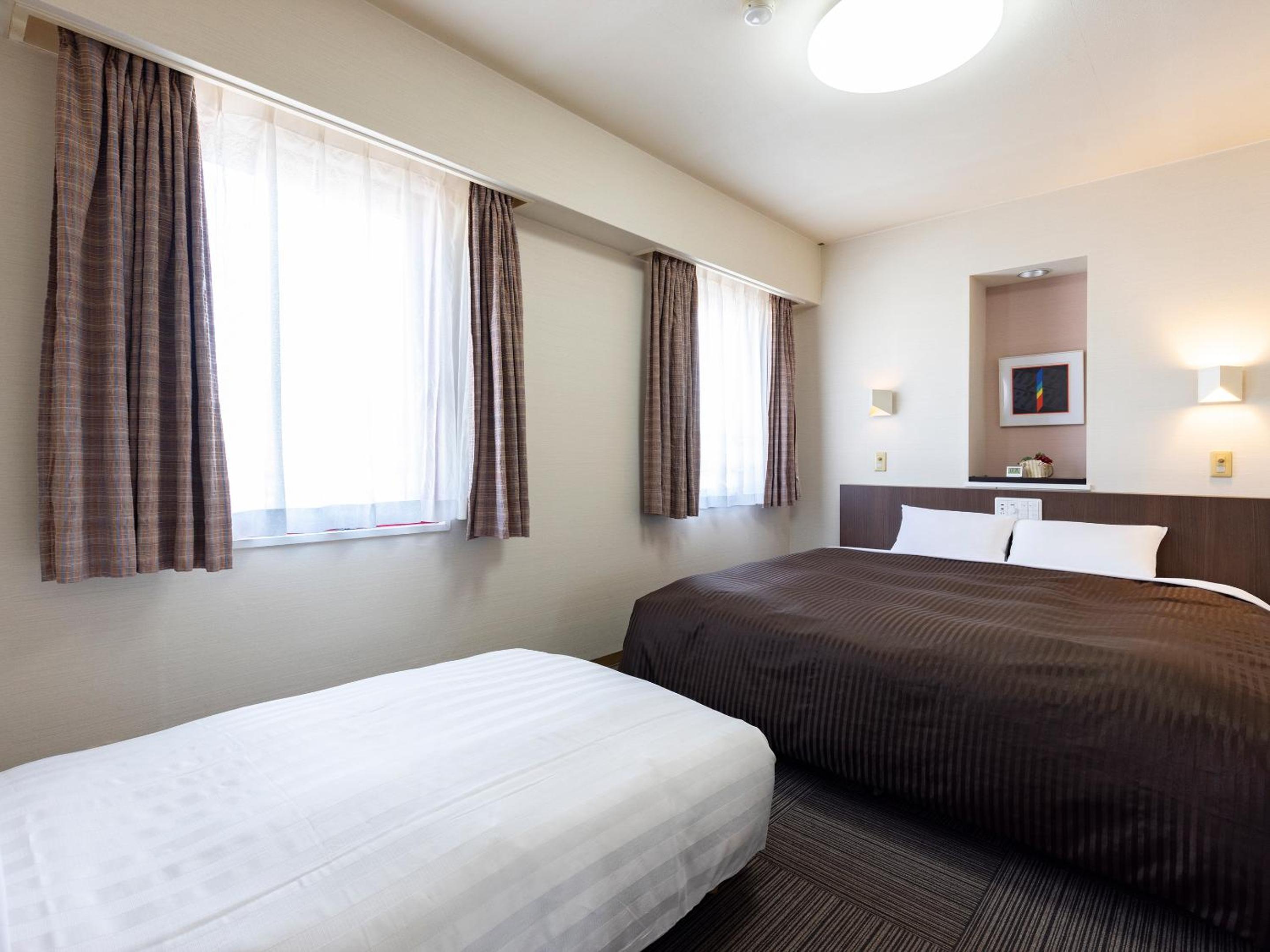 Deluxe Double Room - Smoking - Photo 2