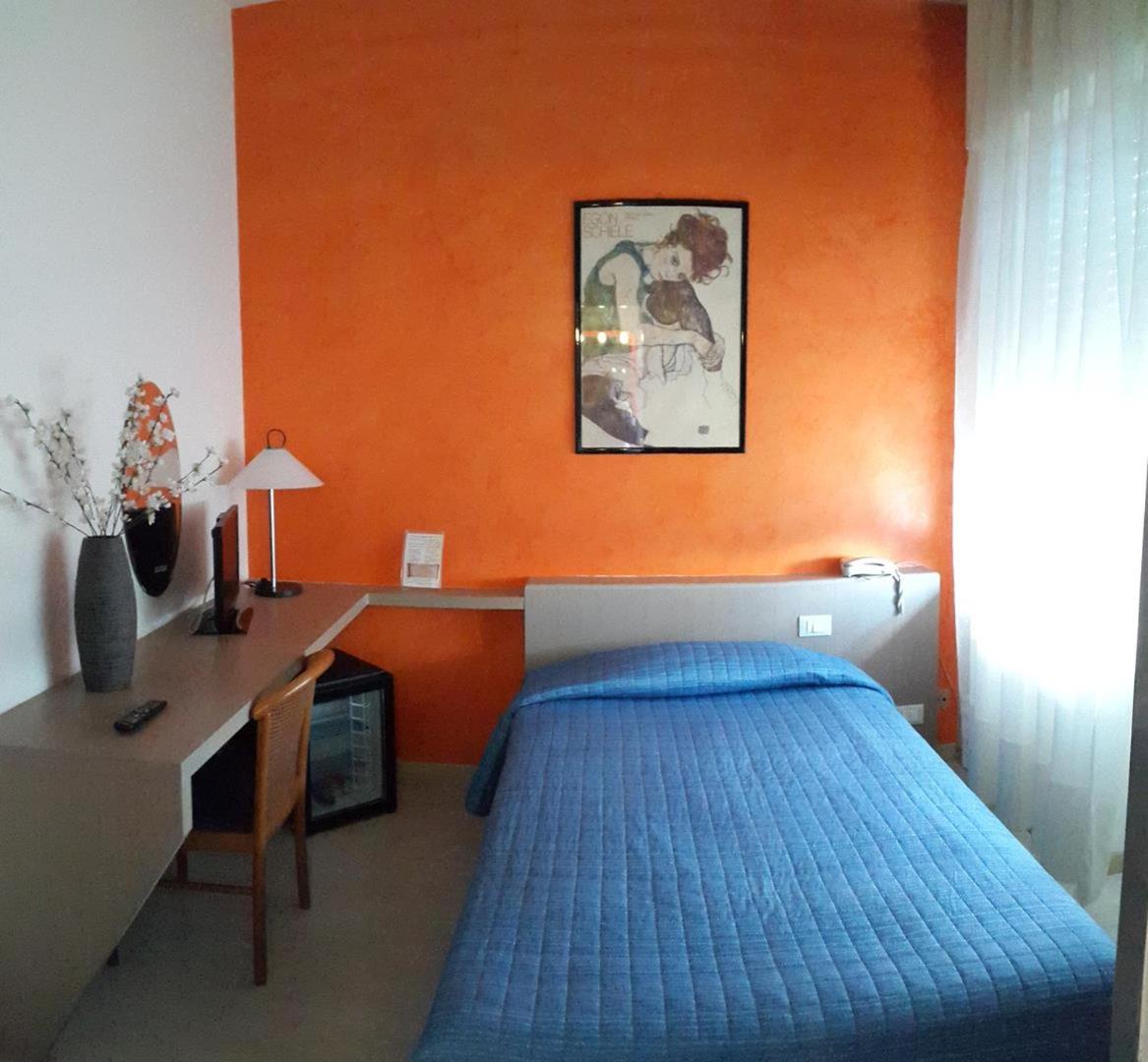 Economy Double Room - Photo 1