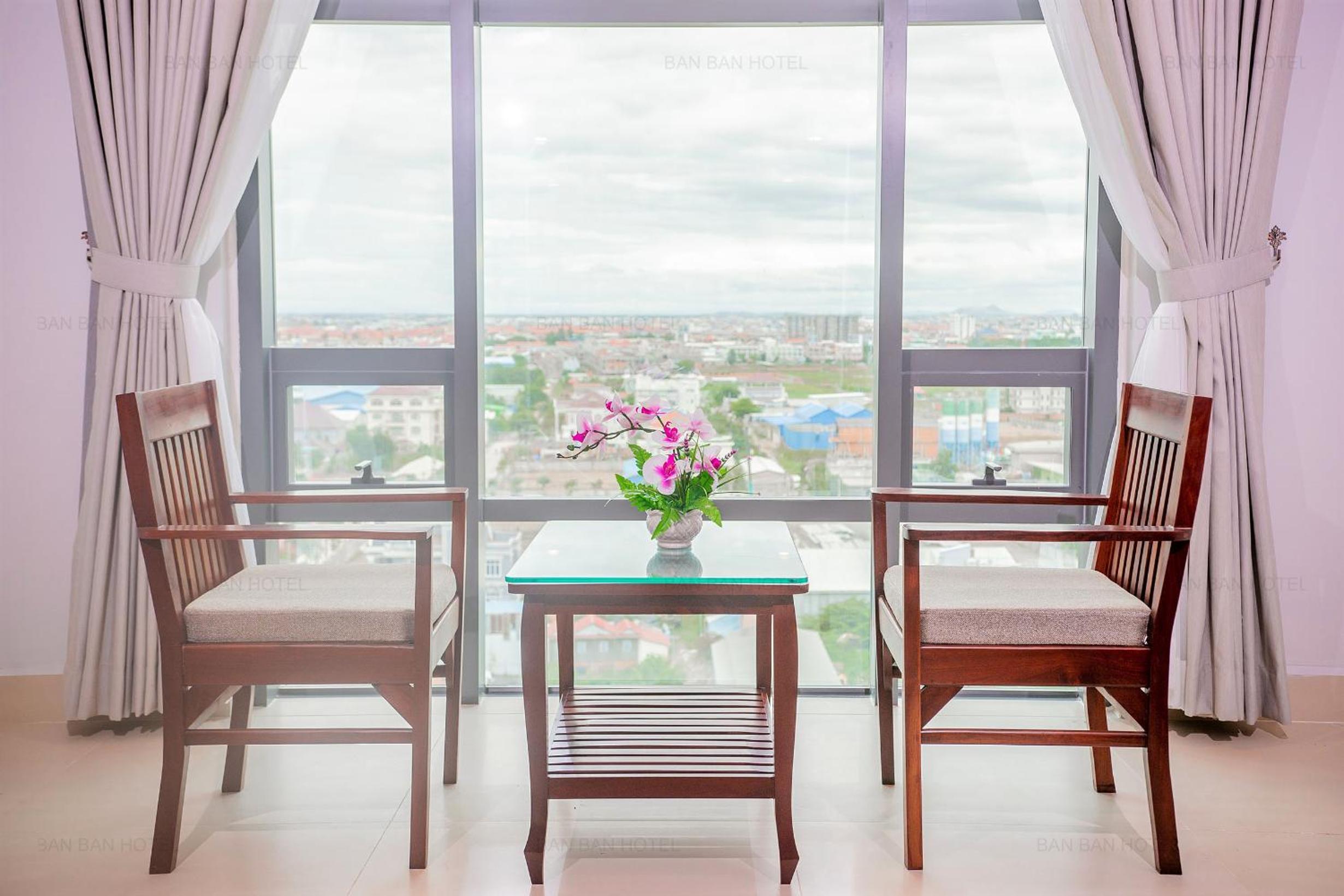 City View Twin Room - Photo 5