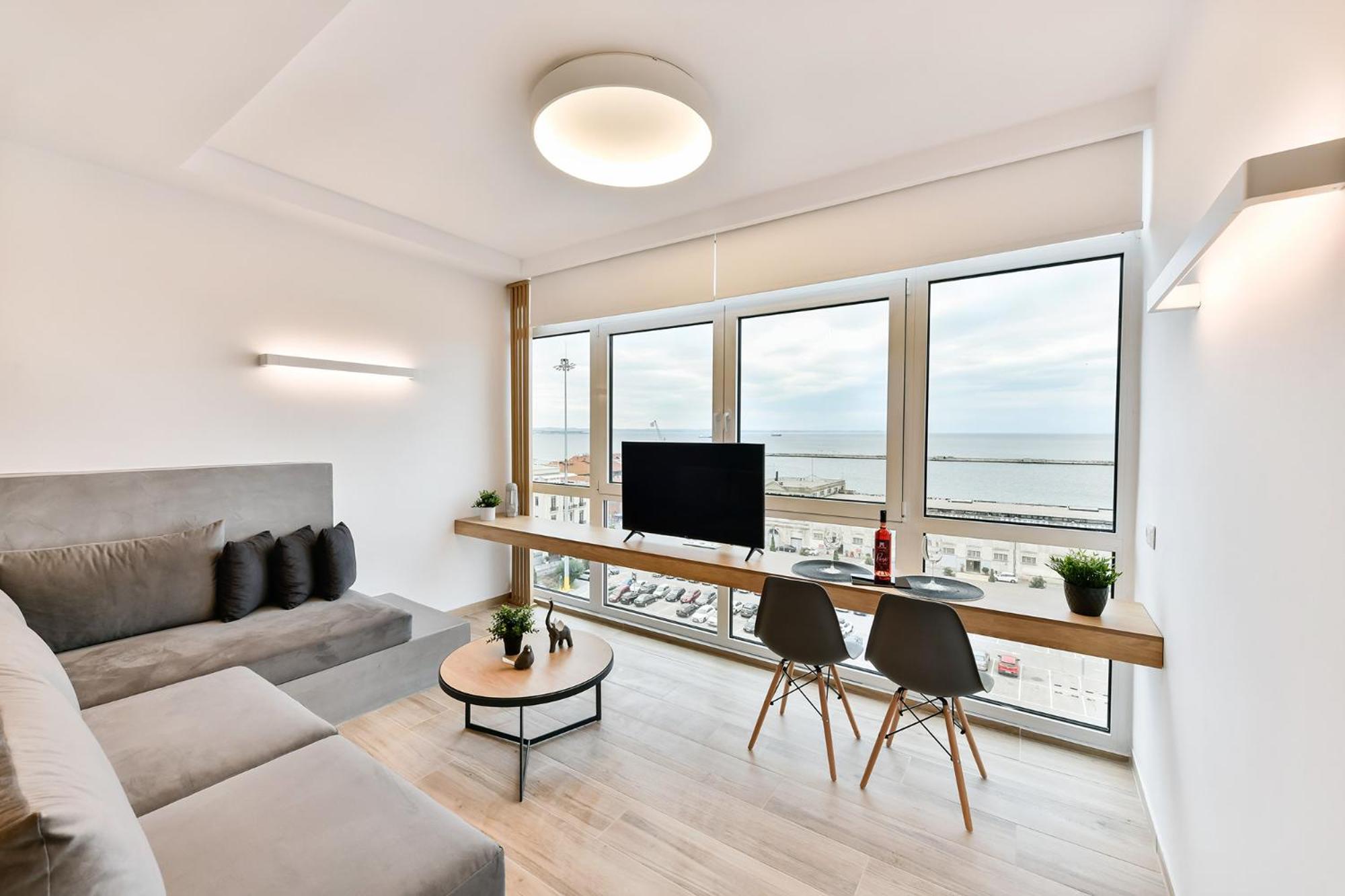 Junior Suite with Sea View - Photo 10