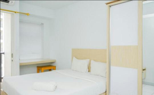 One-Bedroom Apartment - Photo 3