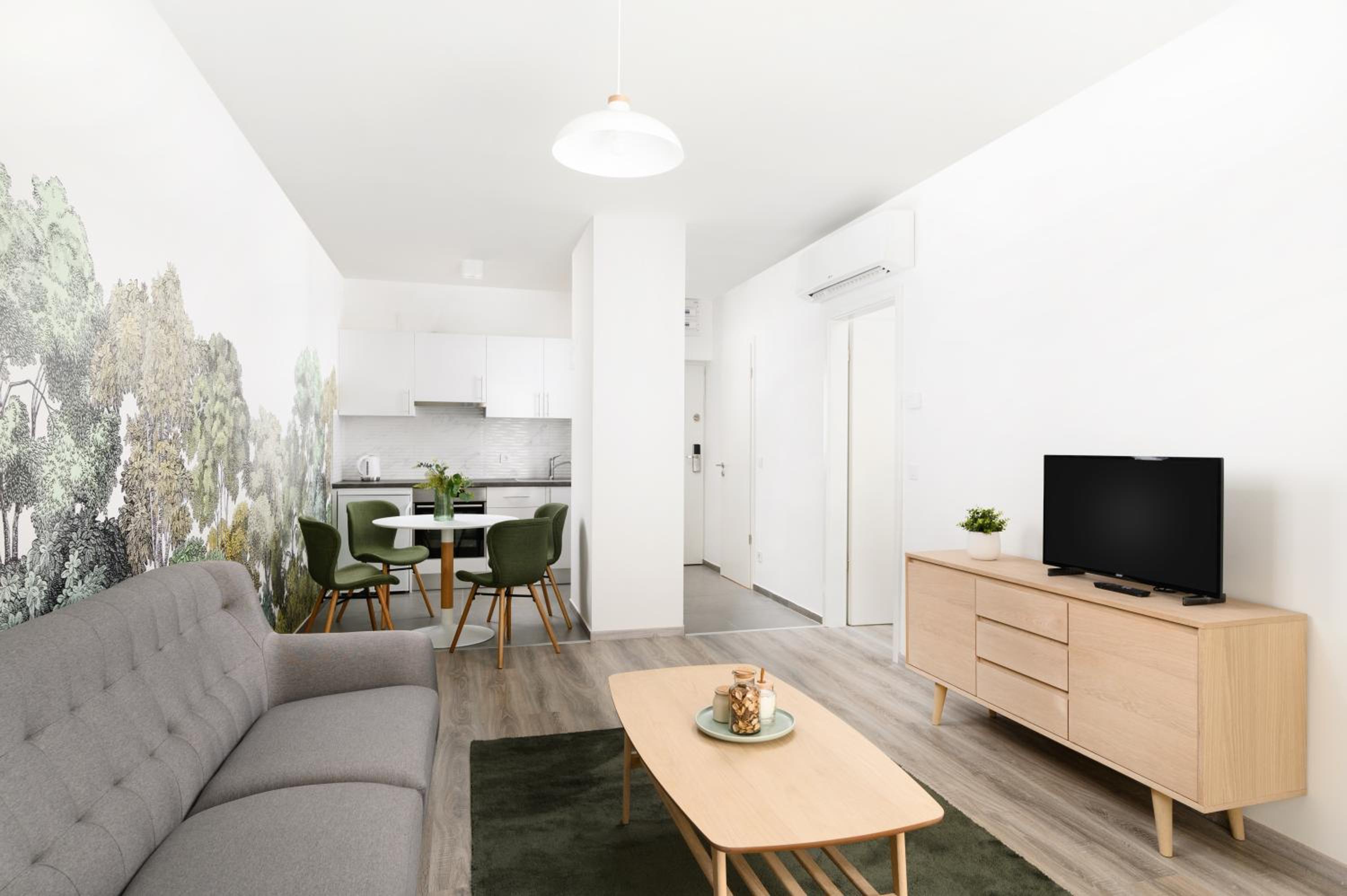 Superior Apartment with Balcony - Photo 27
