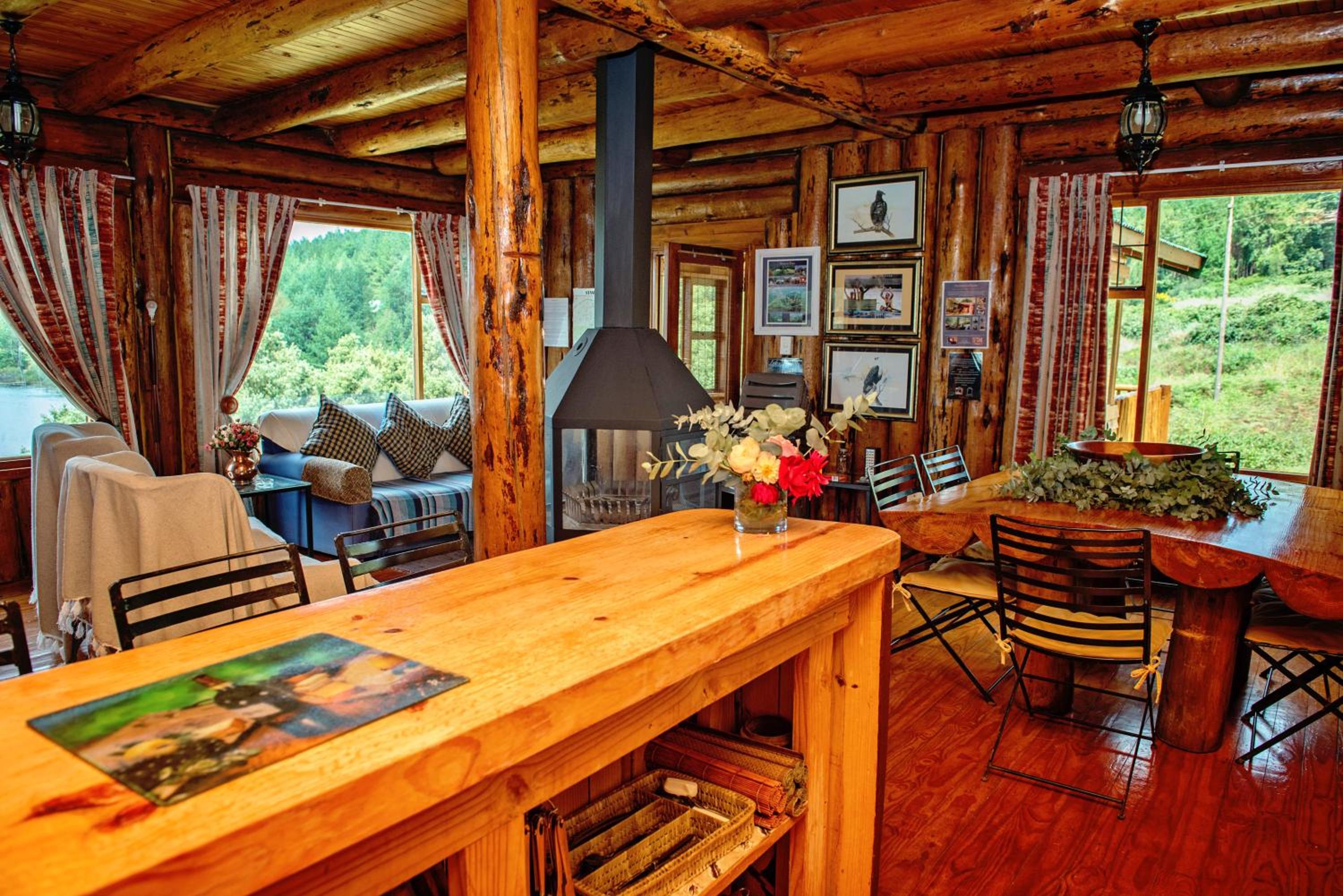 Double Story Cabin - Photo 20
