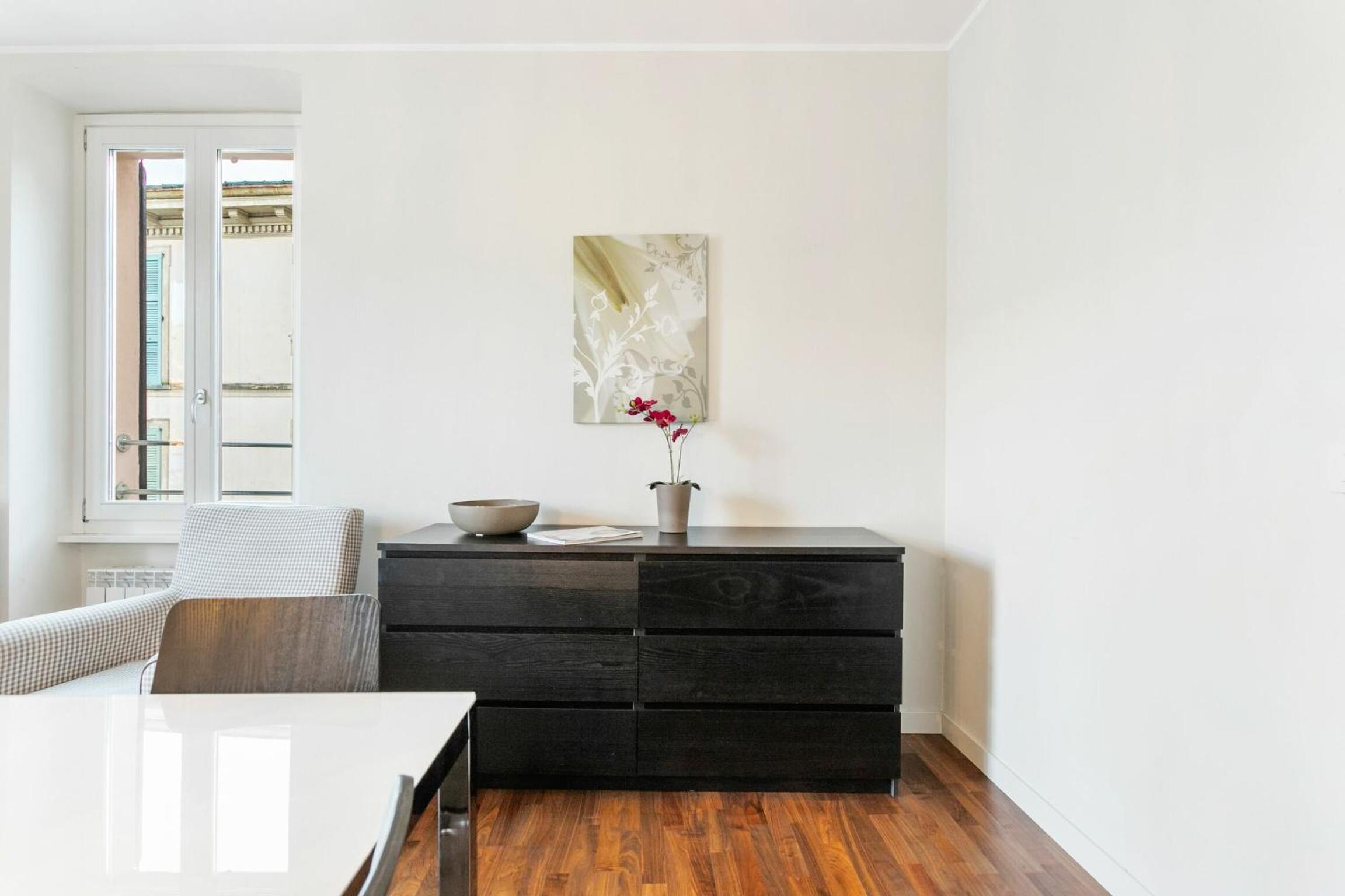 Apartment 5 photo 3