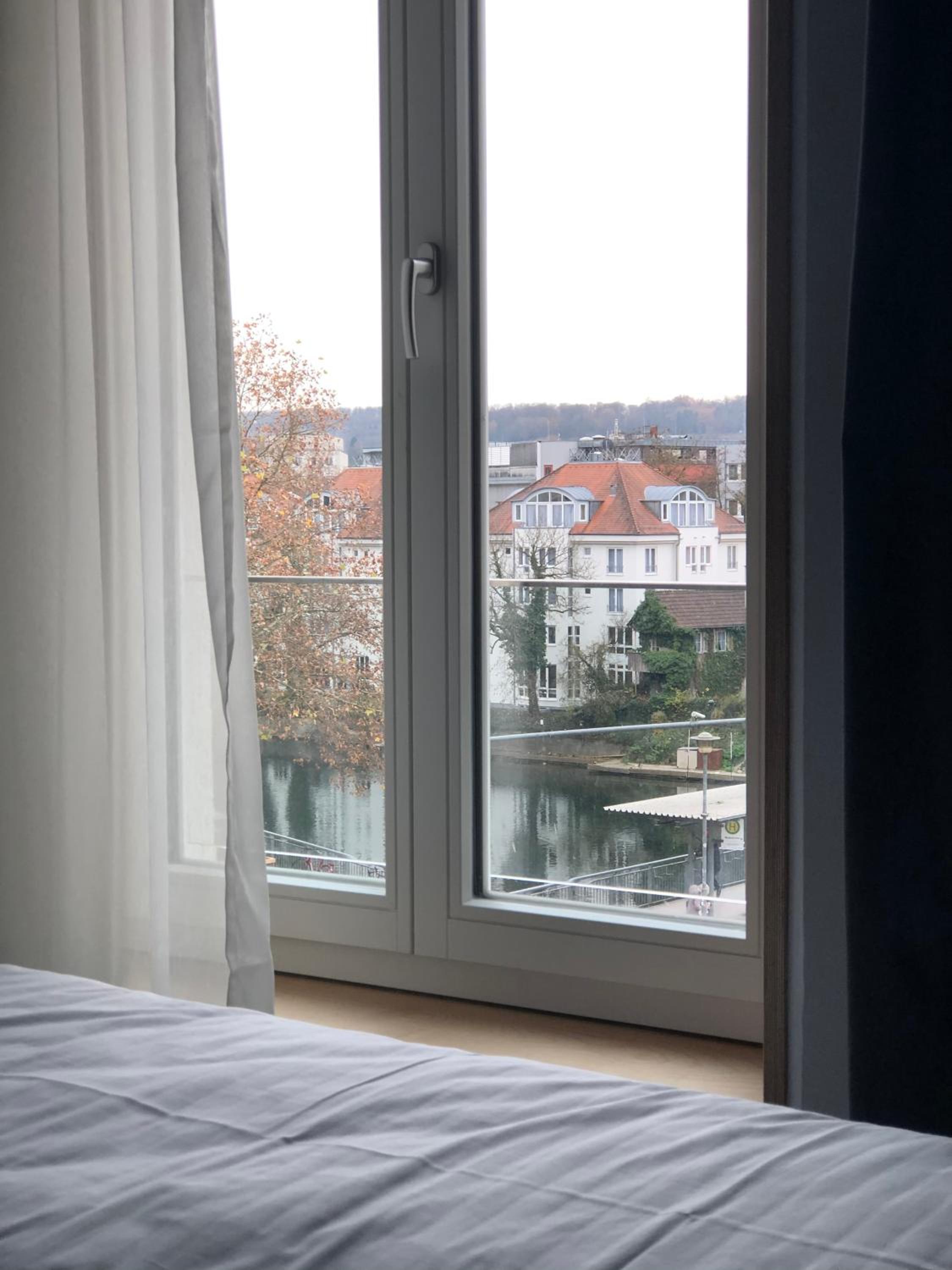 Suite with River View - Photo 12