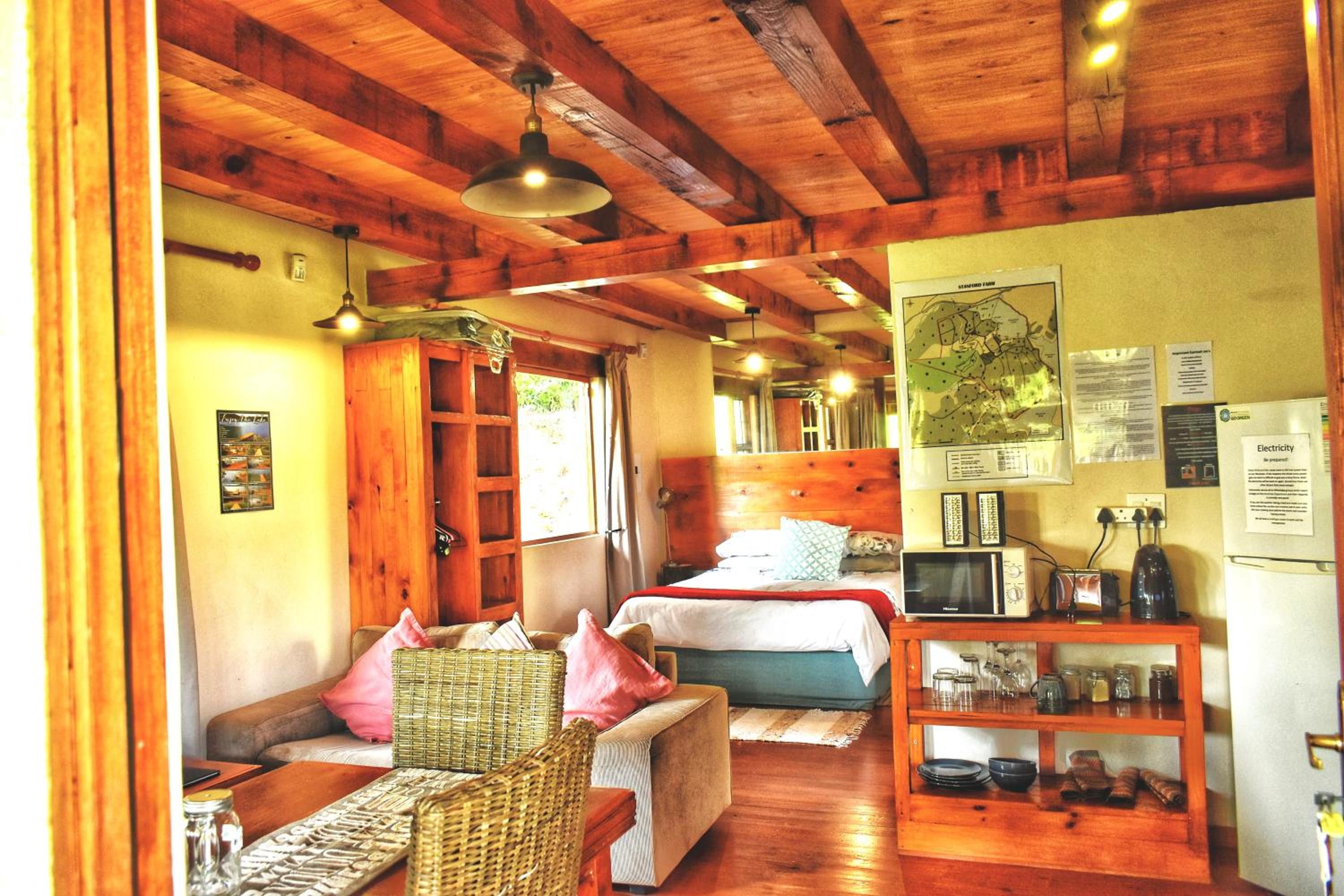 Honeymoon Cabin - Photo 4