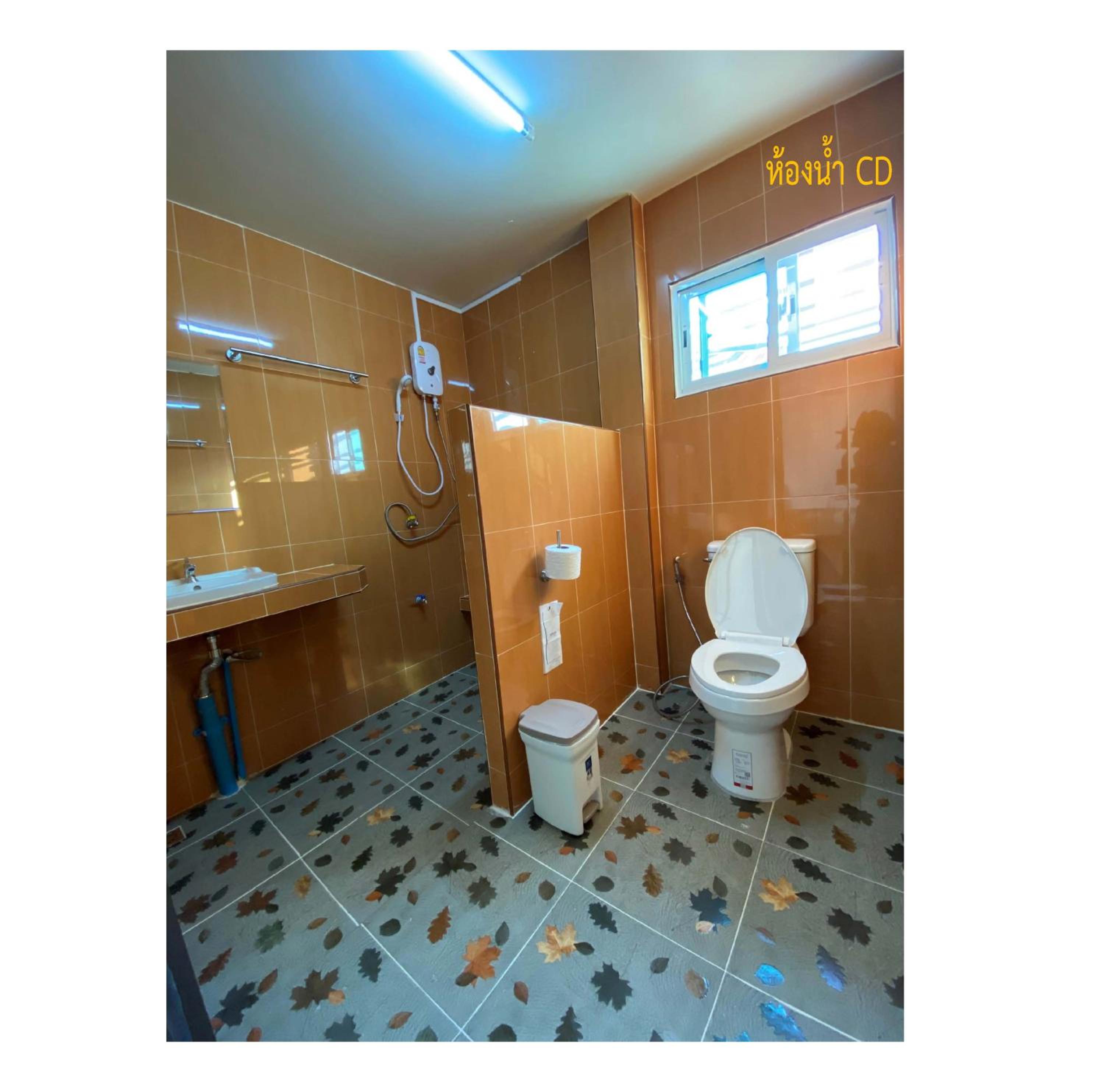 Triple Room with Balcony - Photo 19