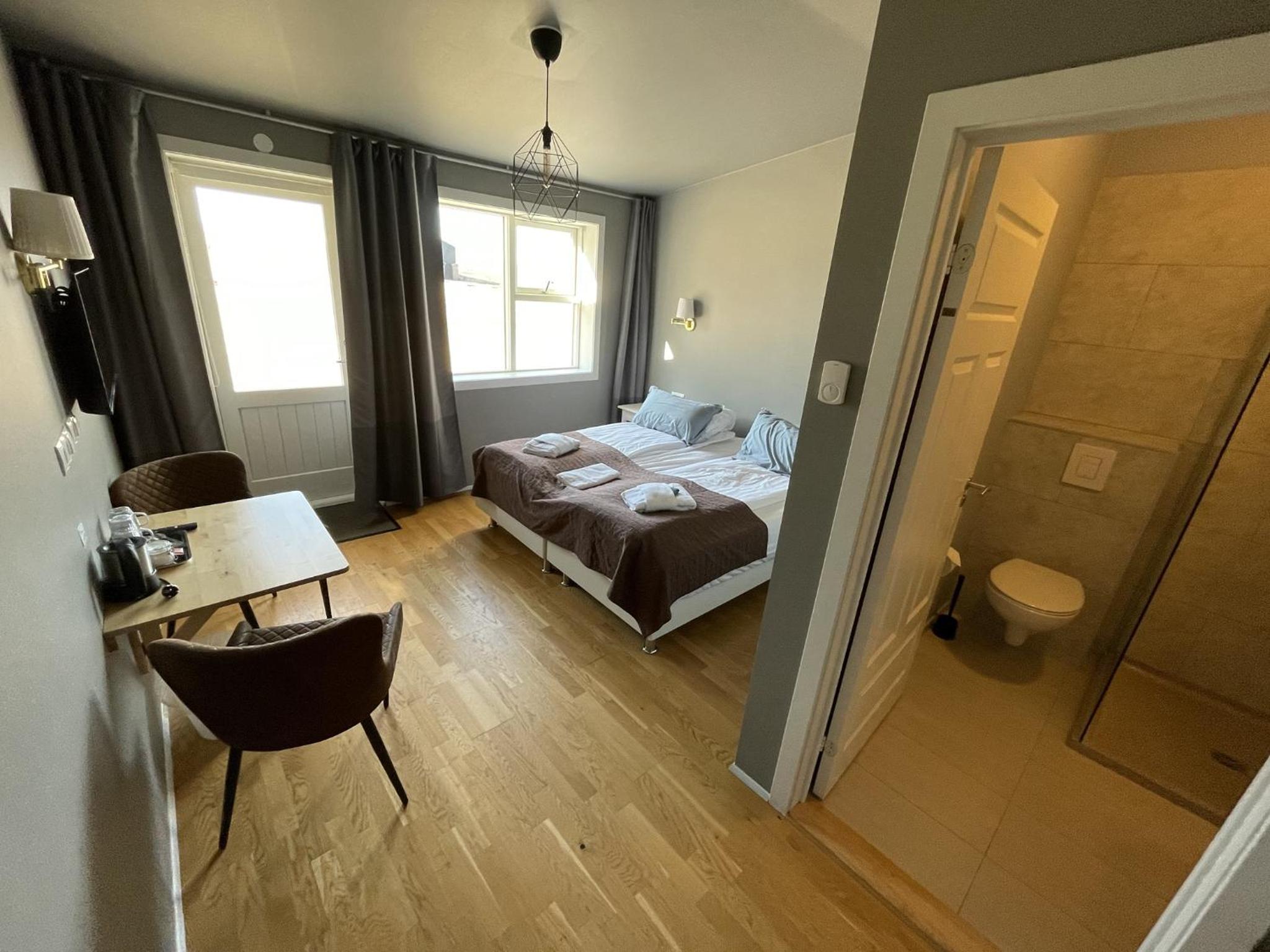 Double or Twin Room photo 2