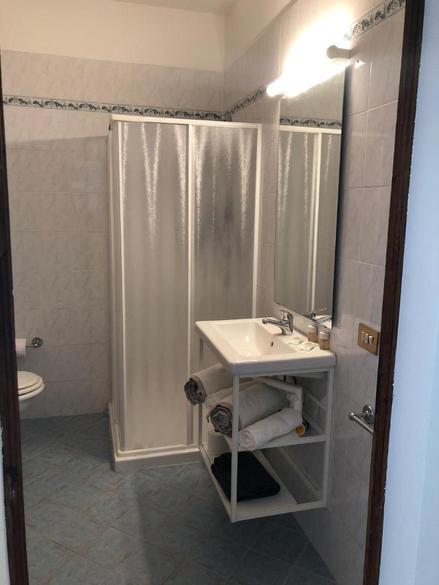Quadruple Room with Private Bathroom