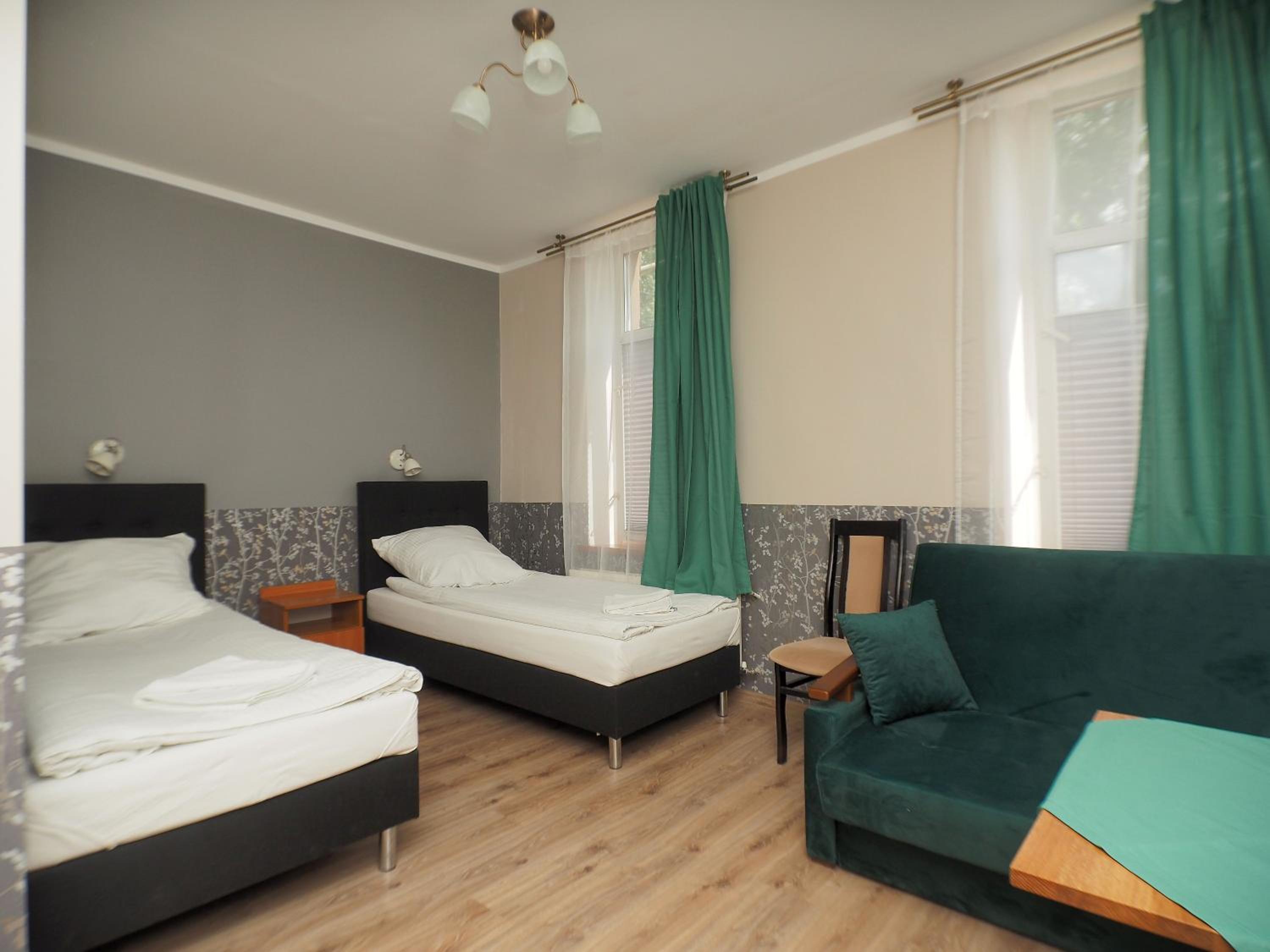 Comfort Quadruple Room - Photo 2