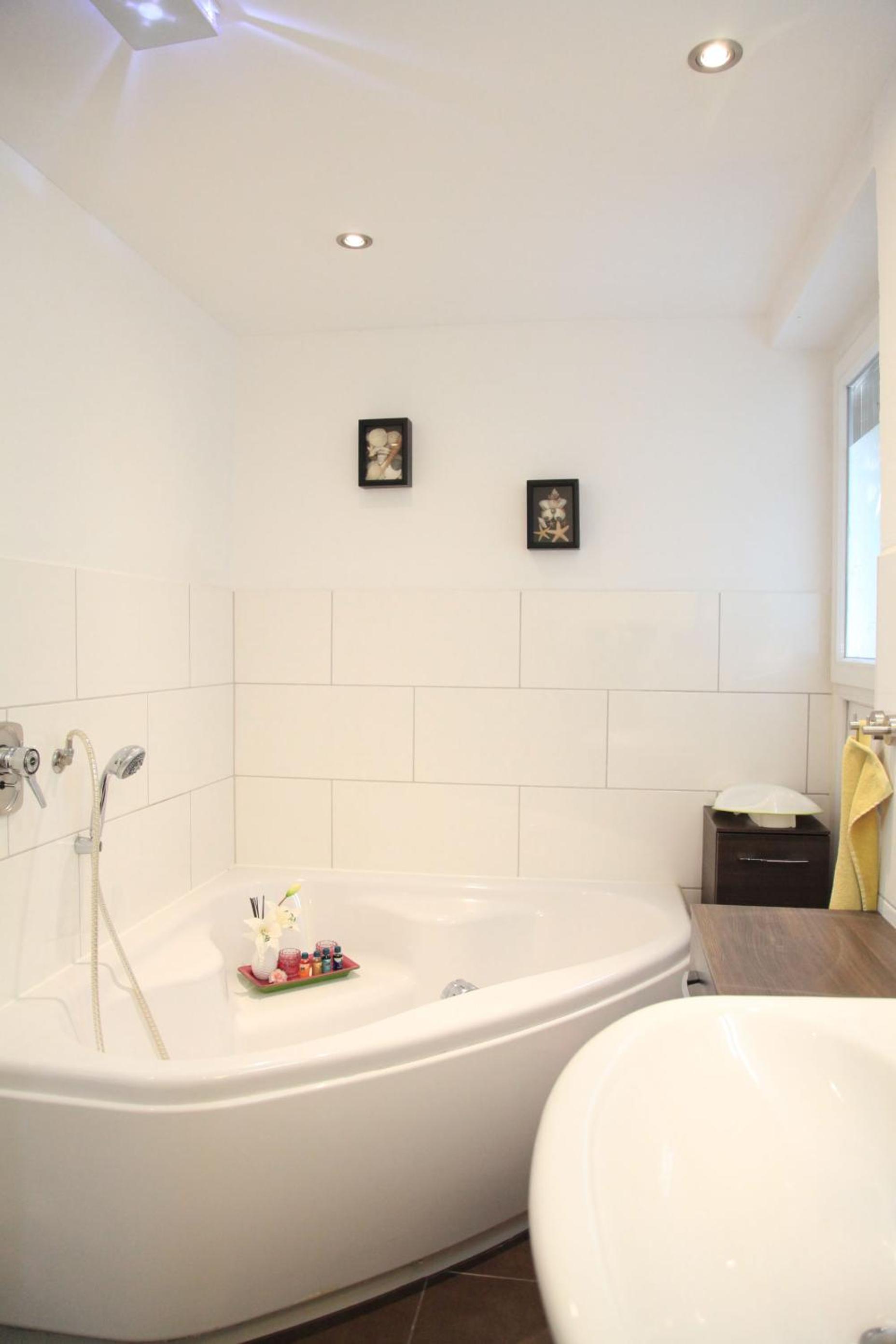 Two-Bedroom Apartment - Photo 7