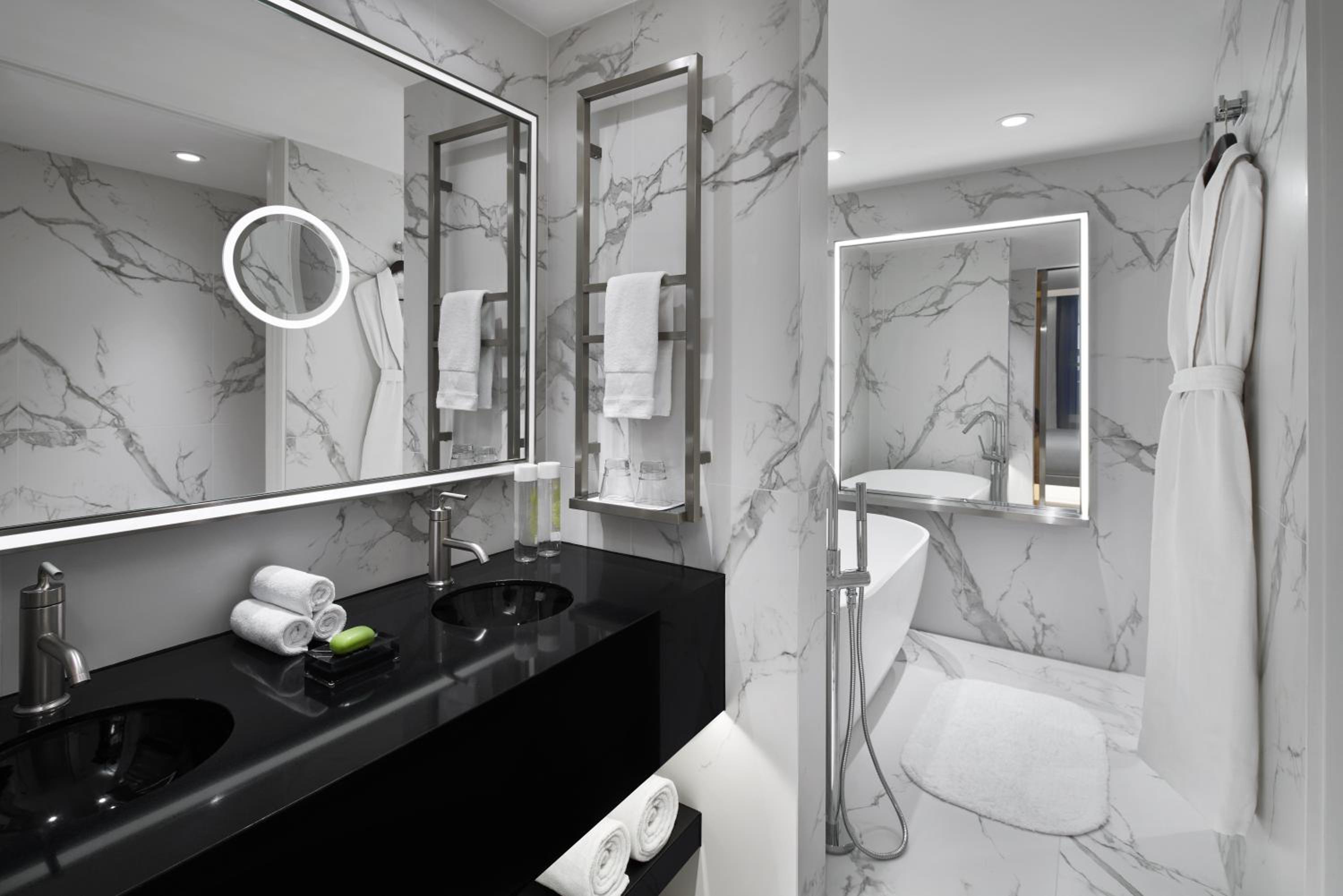 Deluxe Suite - Photo 4