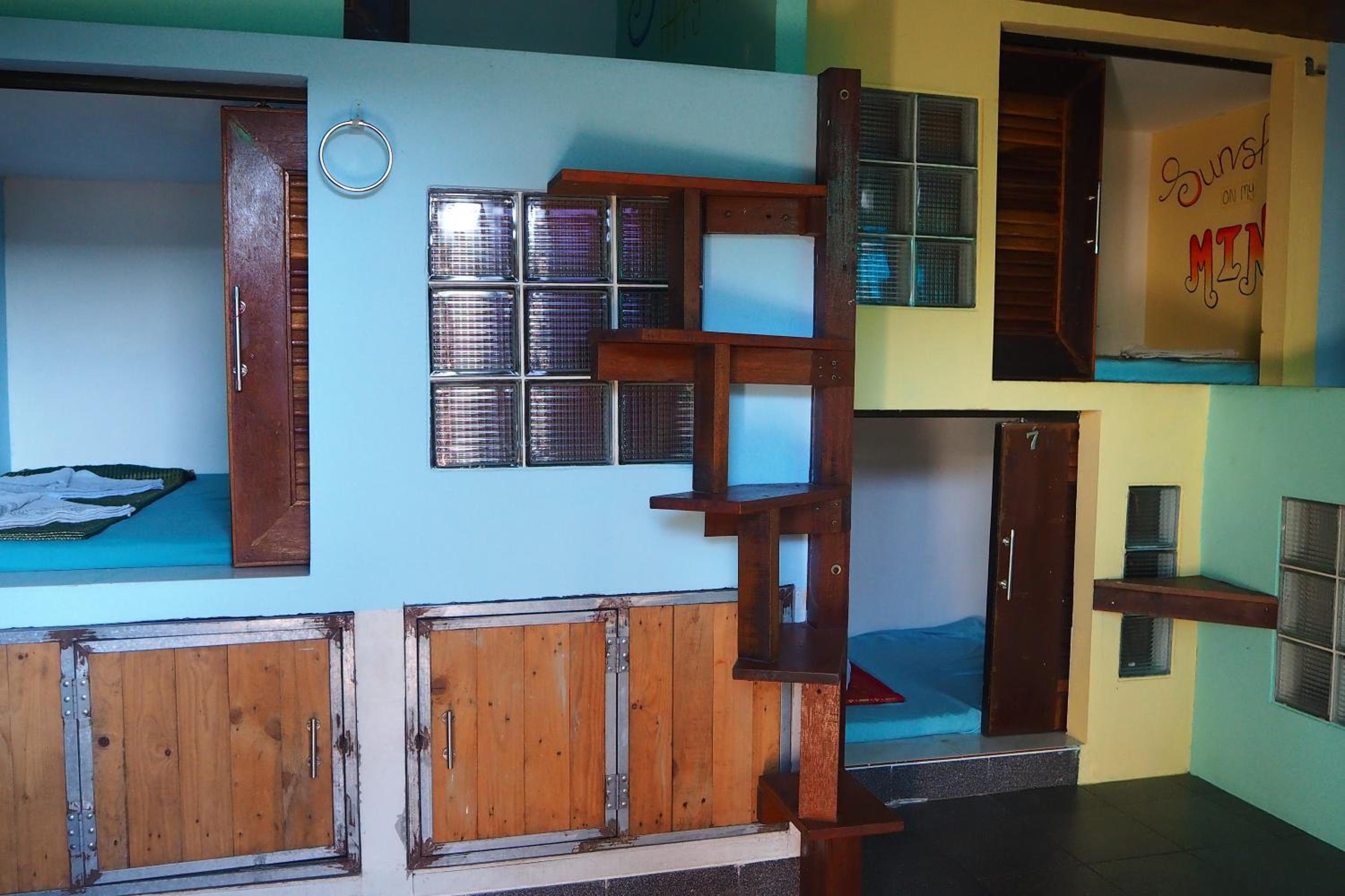 Bed in 10-Bed Mixed Dormitory Room photo 2