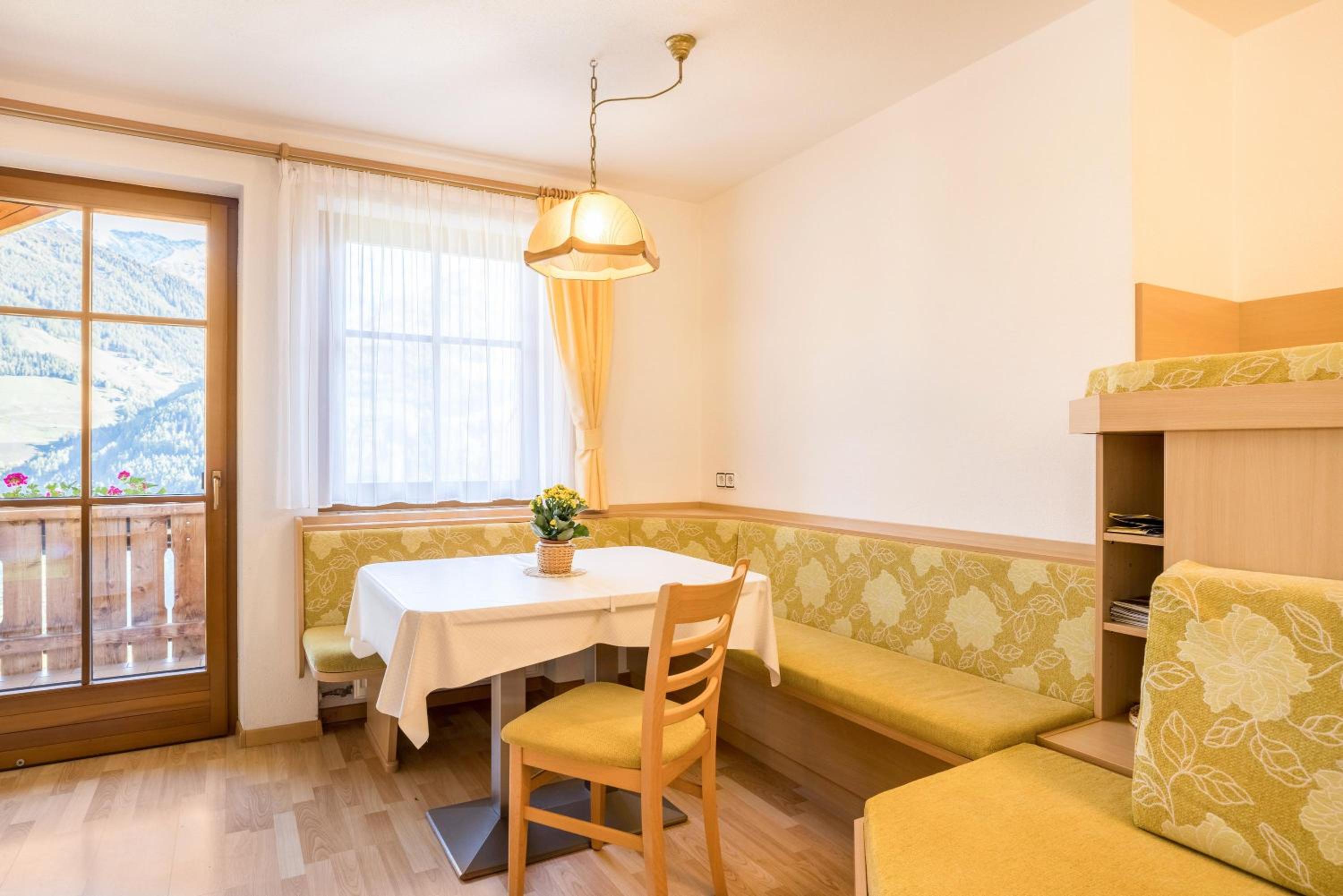 Superior One-Bedroom Apartment with Balcony