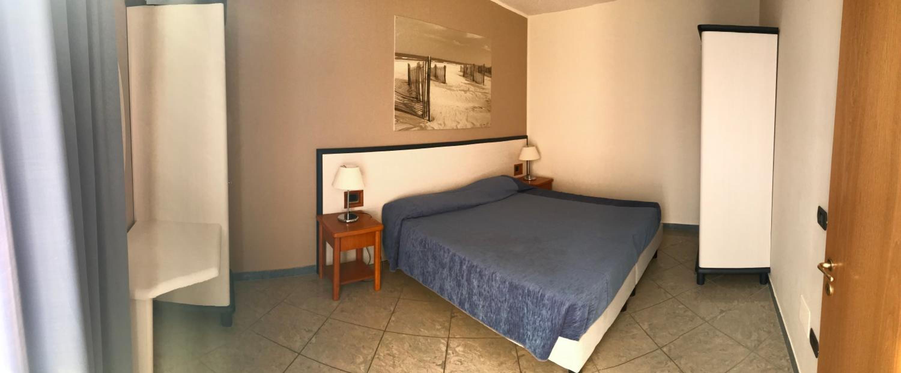Two-Bedroom Apartment (6 Adults) photo 1