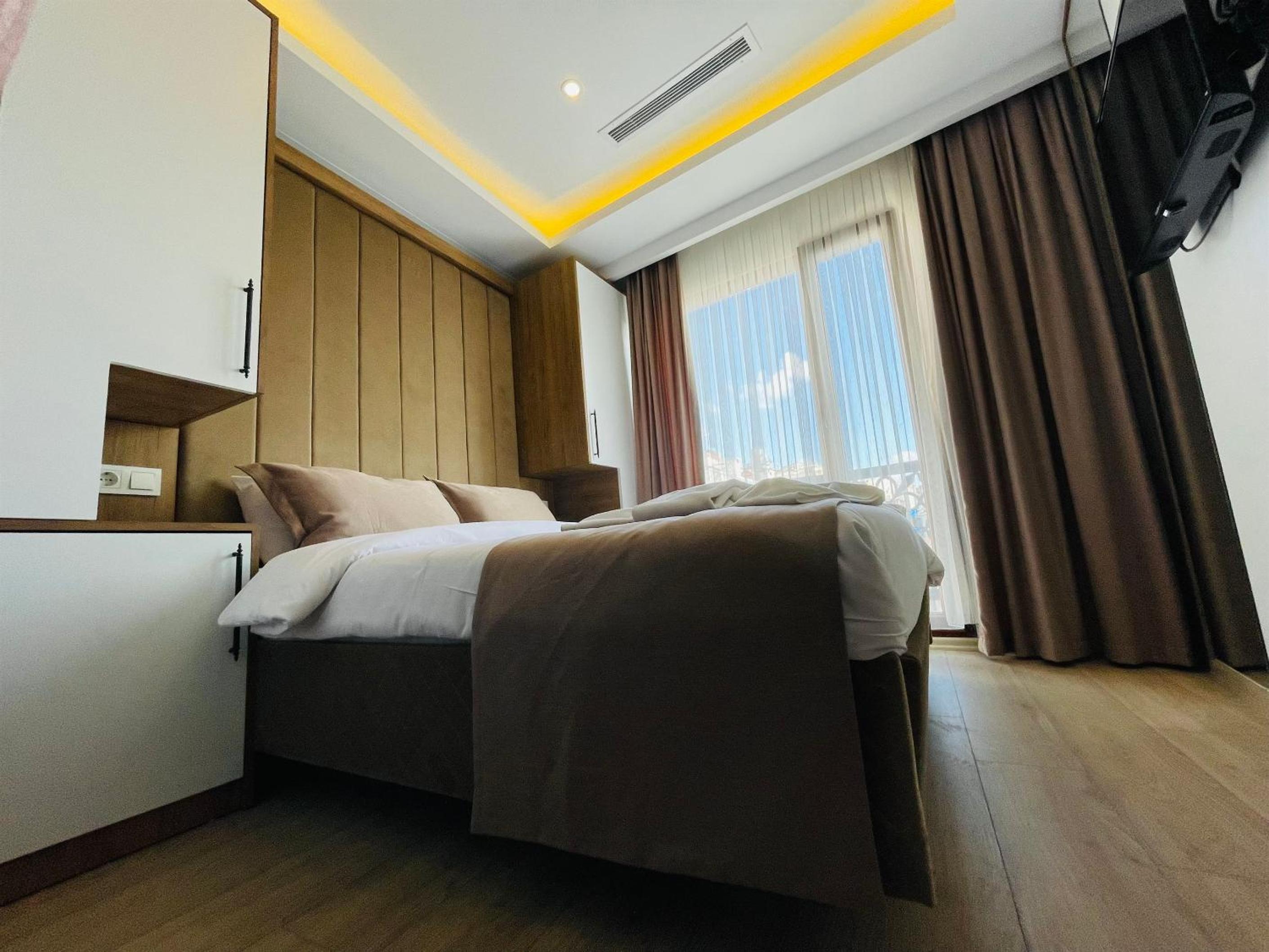 Standard Double Room photo 2