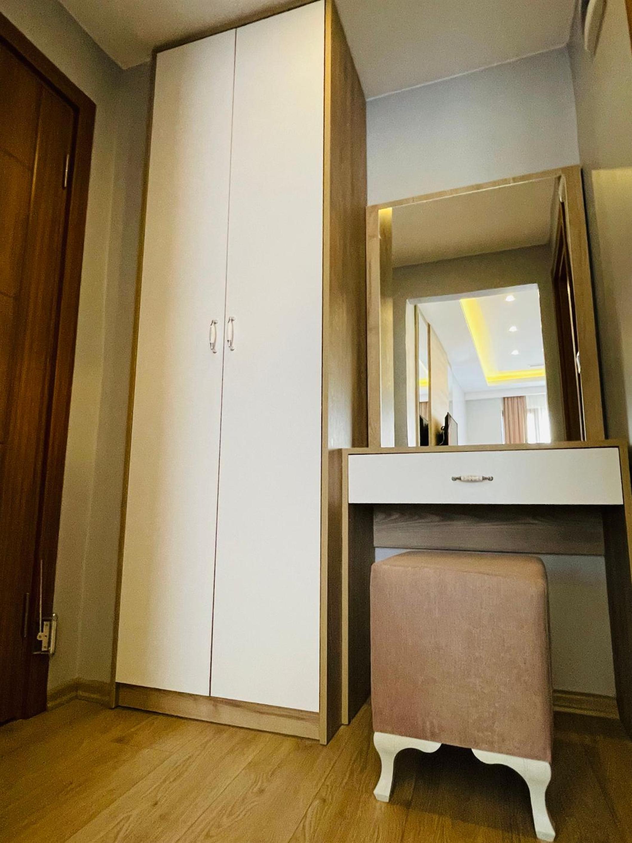 Standard Triple Room photo 3