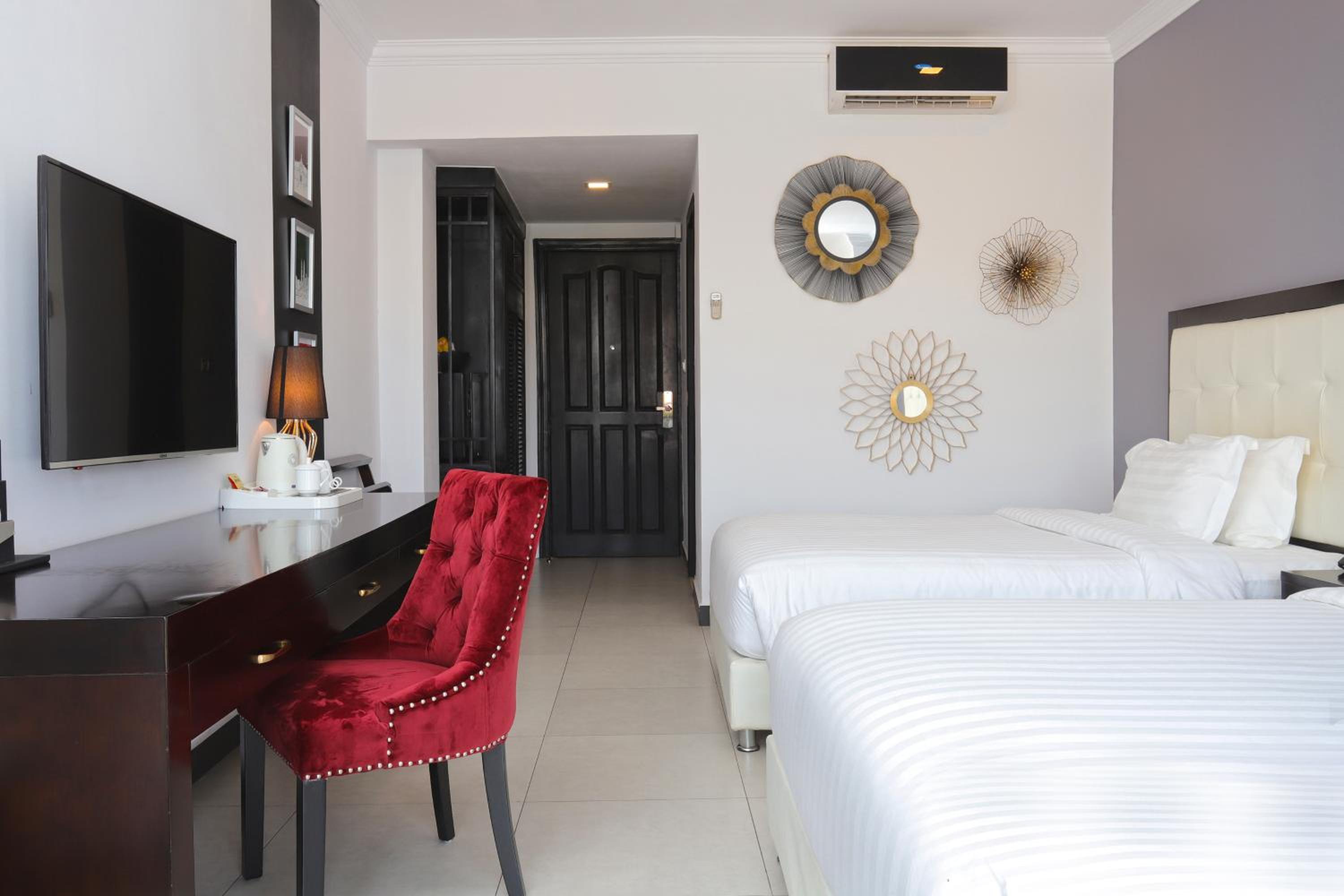 Premium Twin Room Tower Building