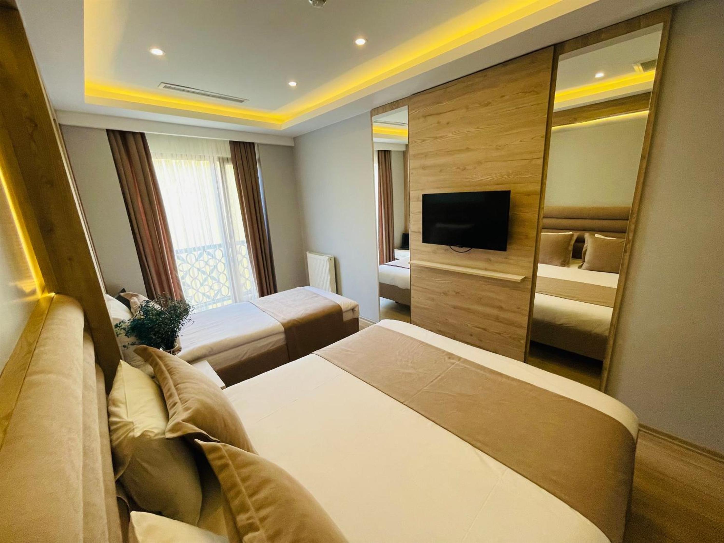 Budget Double Room photo 1