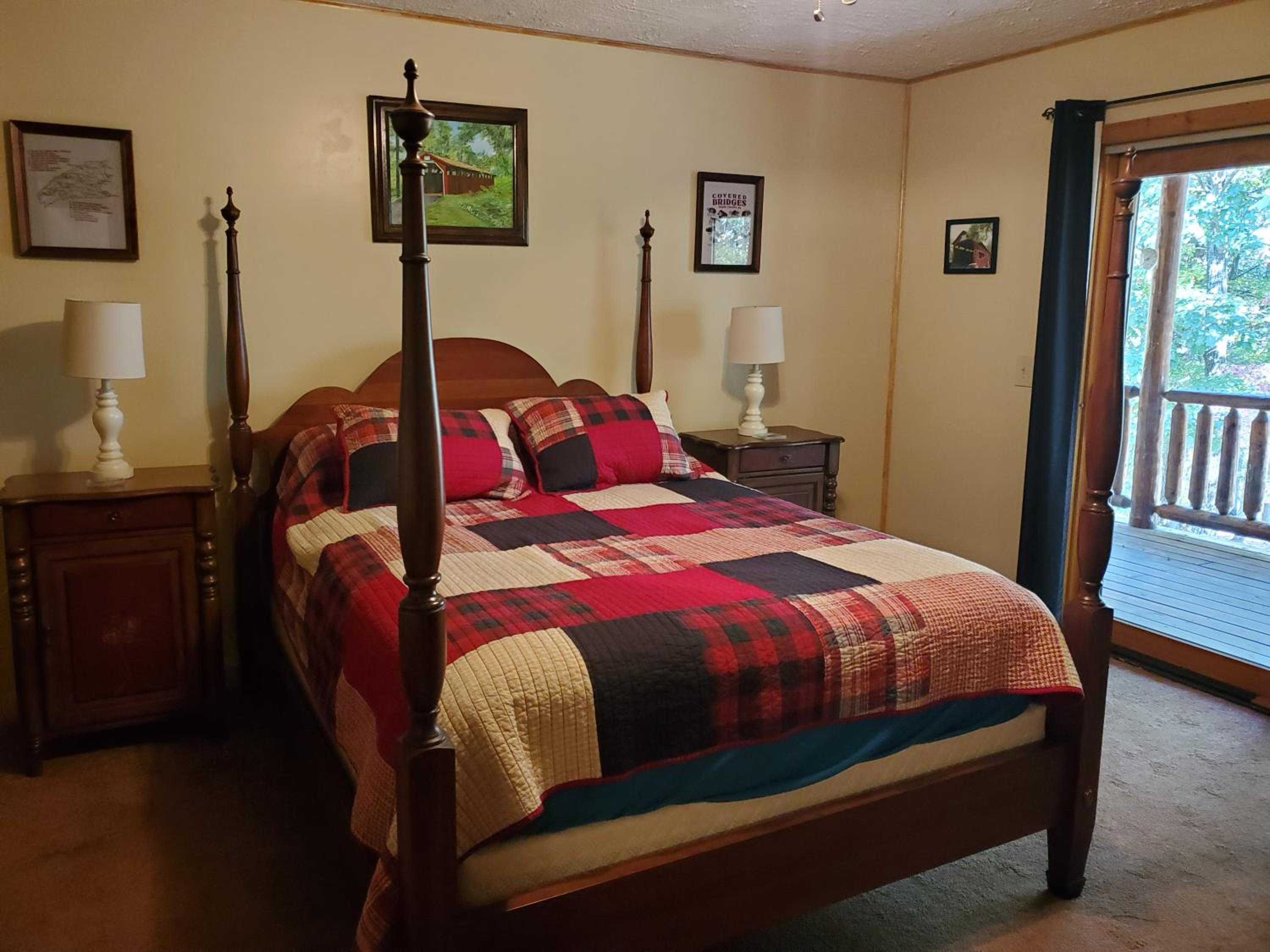 Deluxe Double Room with Balcony - Photo 3