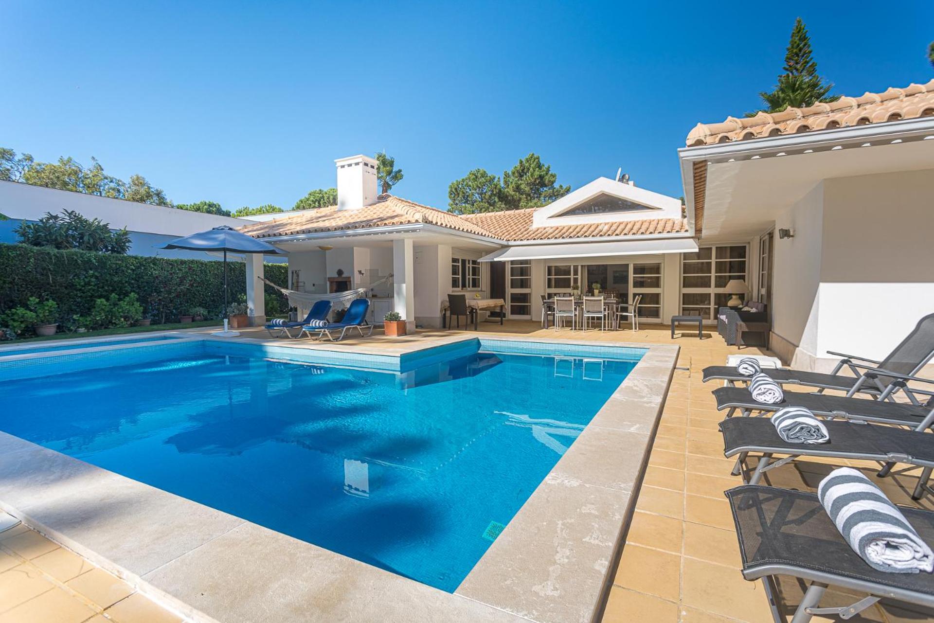 Villa with Private Pool photo 3