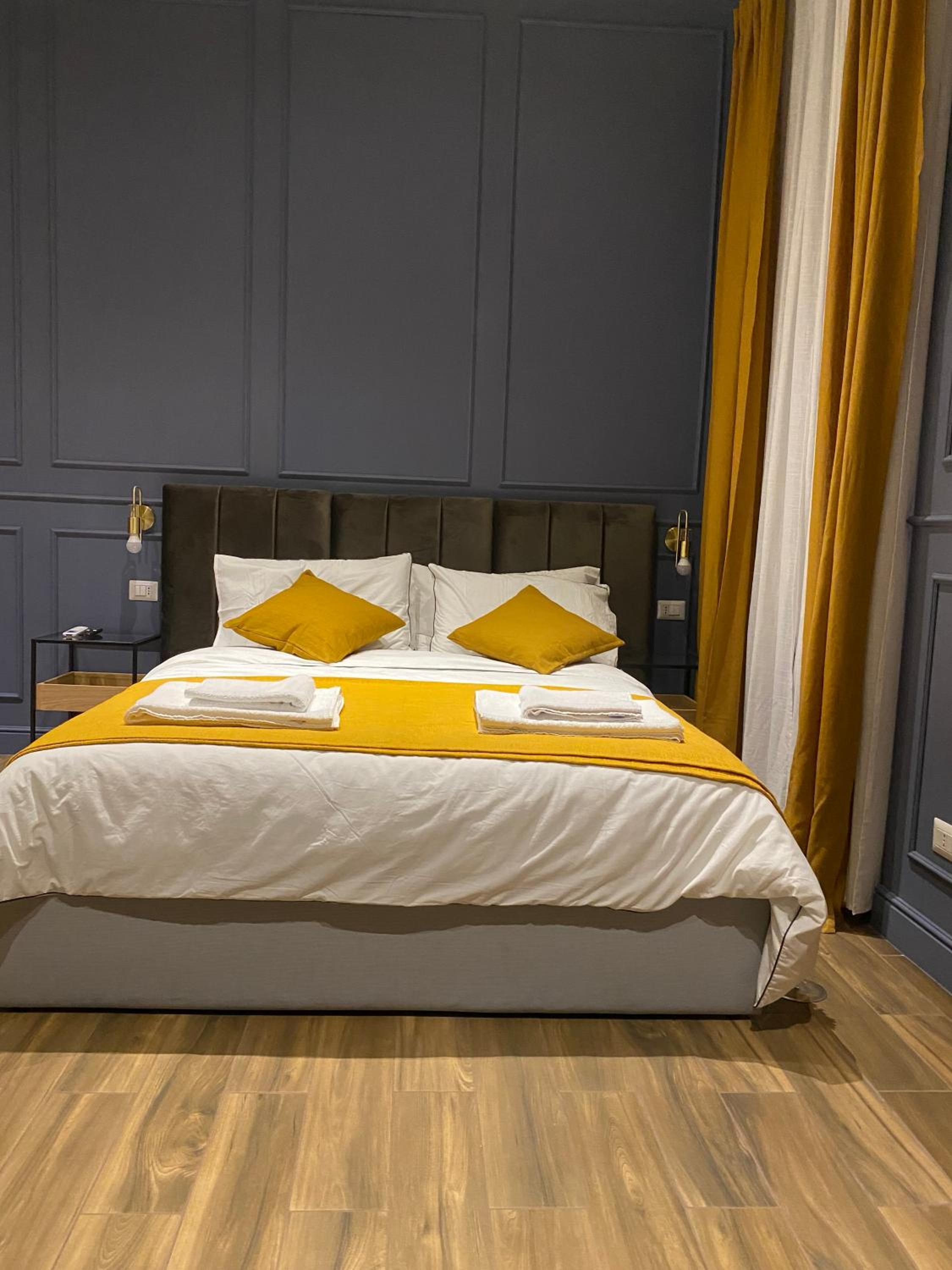 Superior King Room photo 2