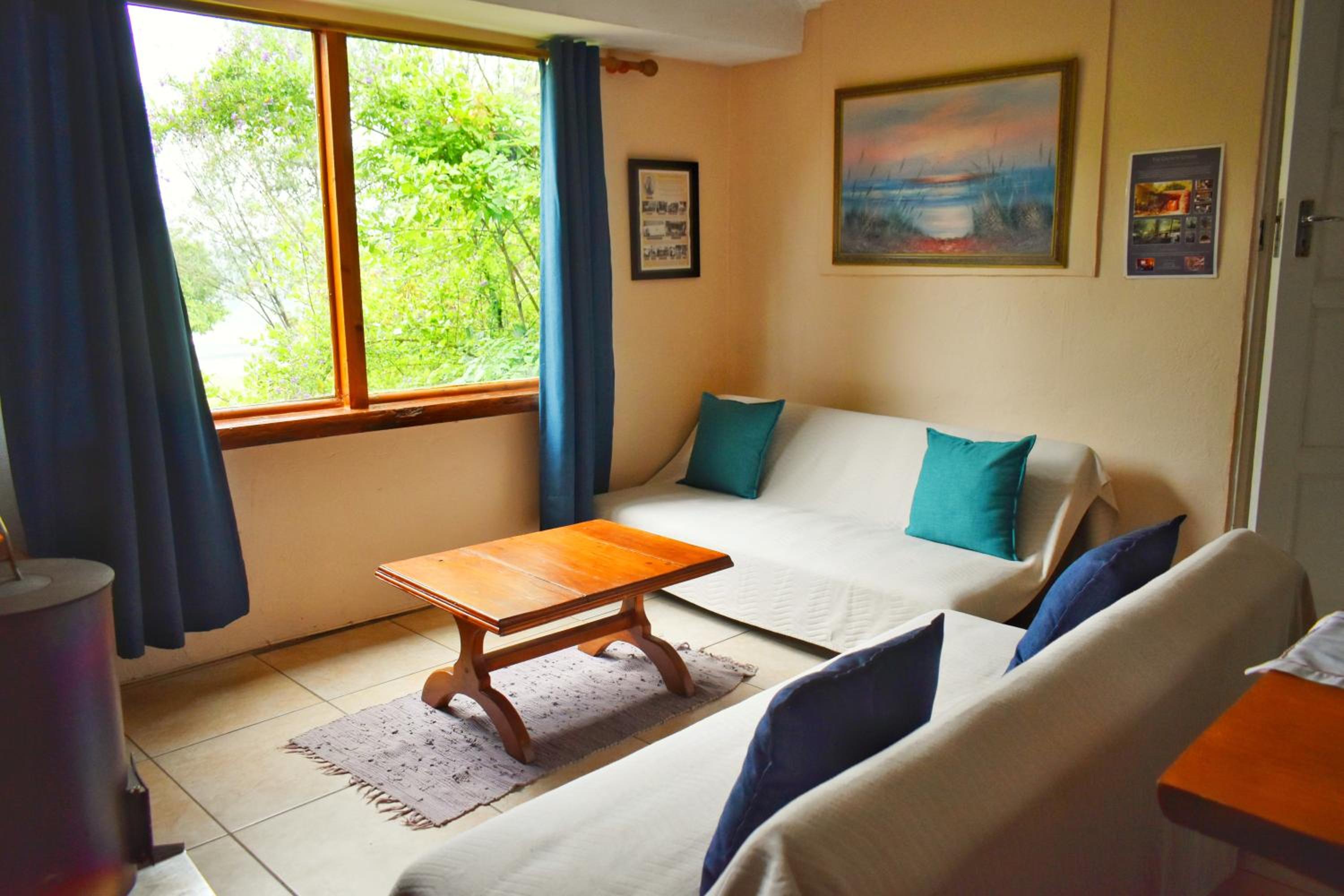 2 Bedroom Budget Cottage photo 1