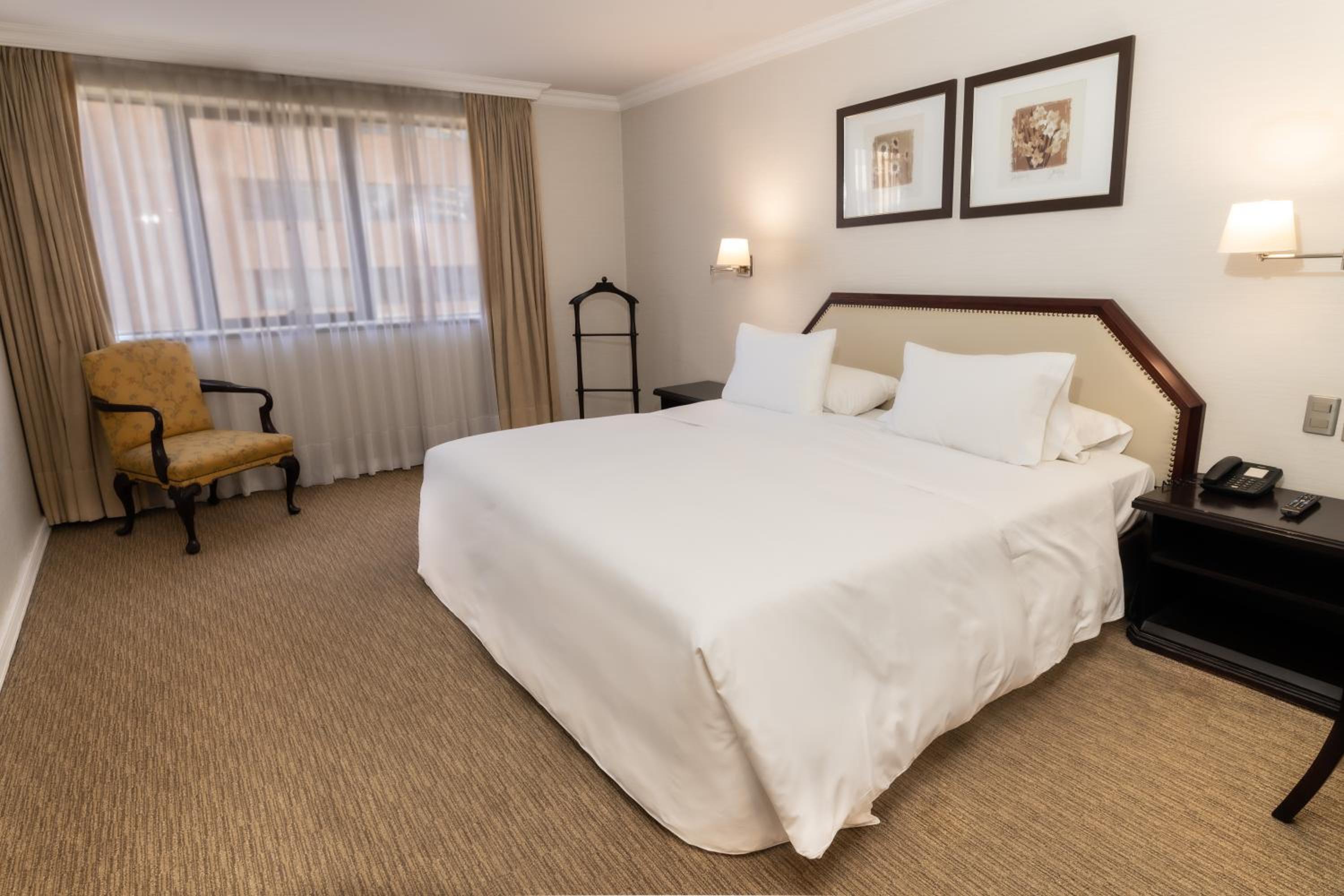 Superior King Connecting room photo 3