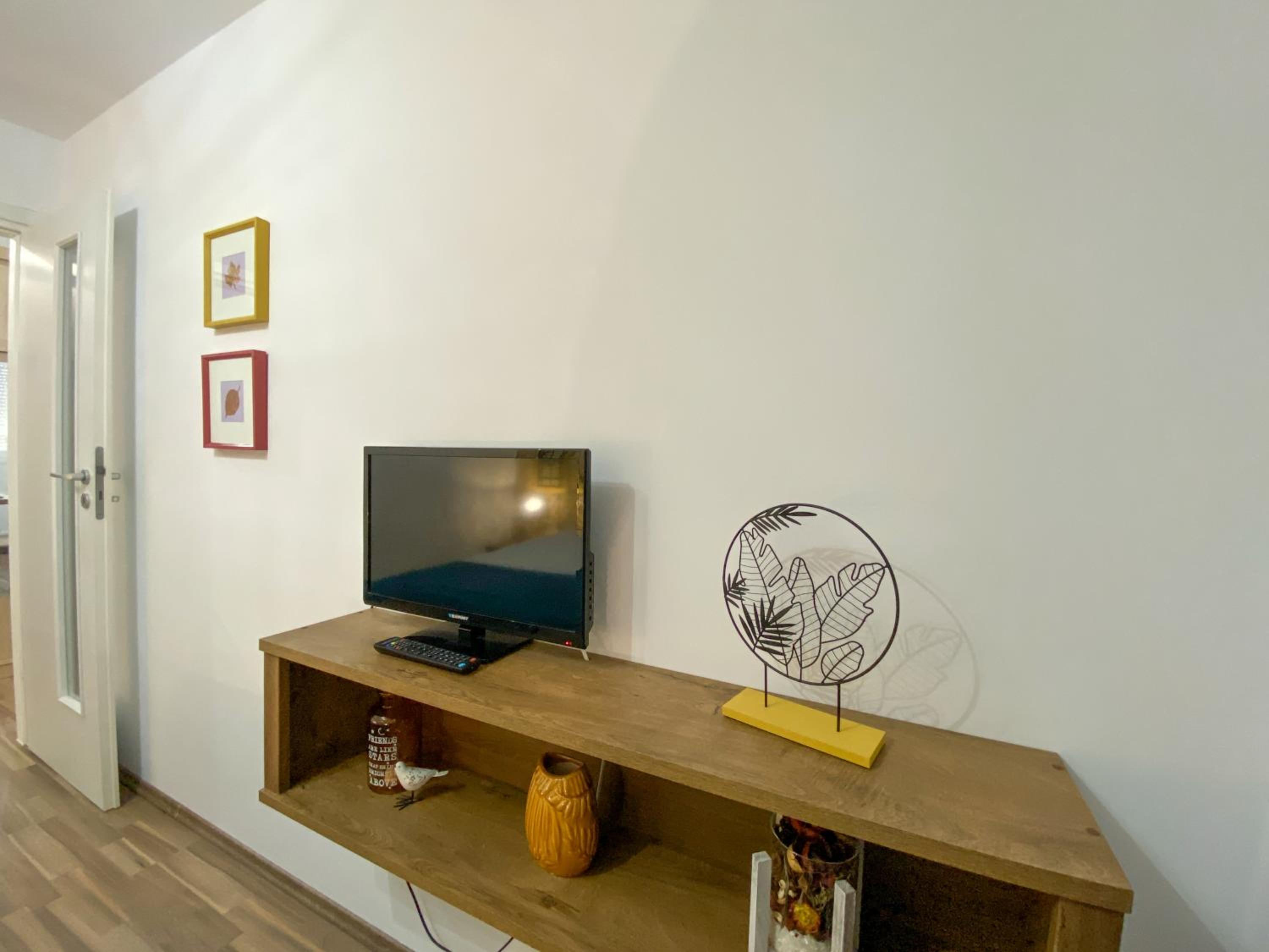 Apartment - Photo 10