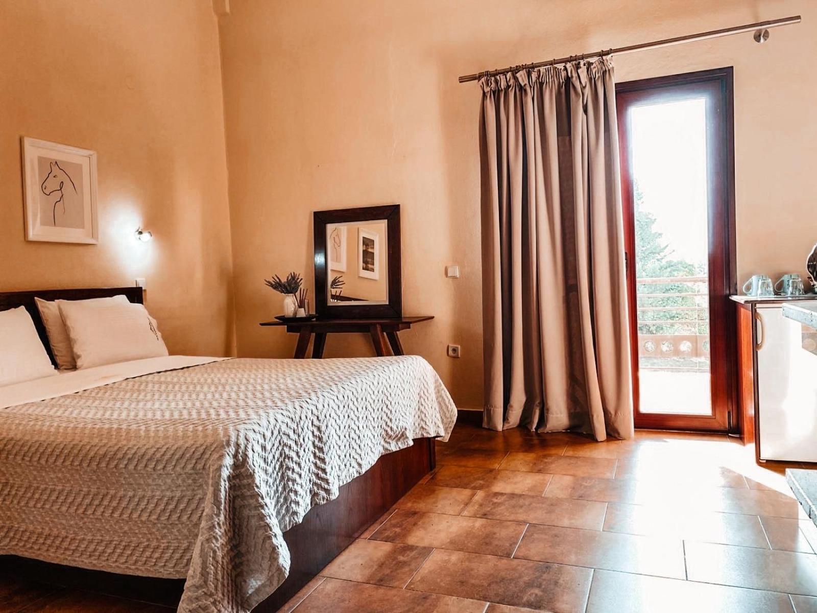 Double Room - Photo 14